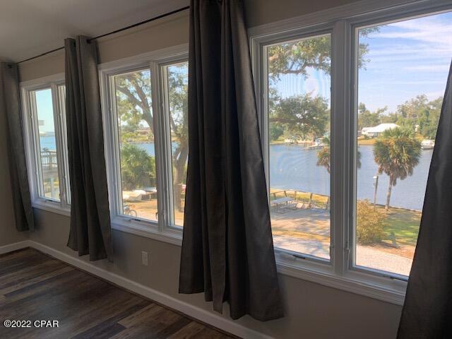 Mariners Cove - Residential