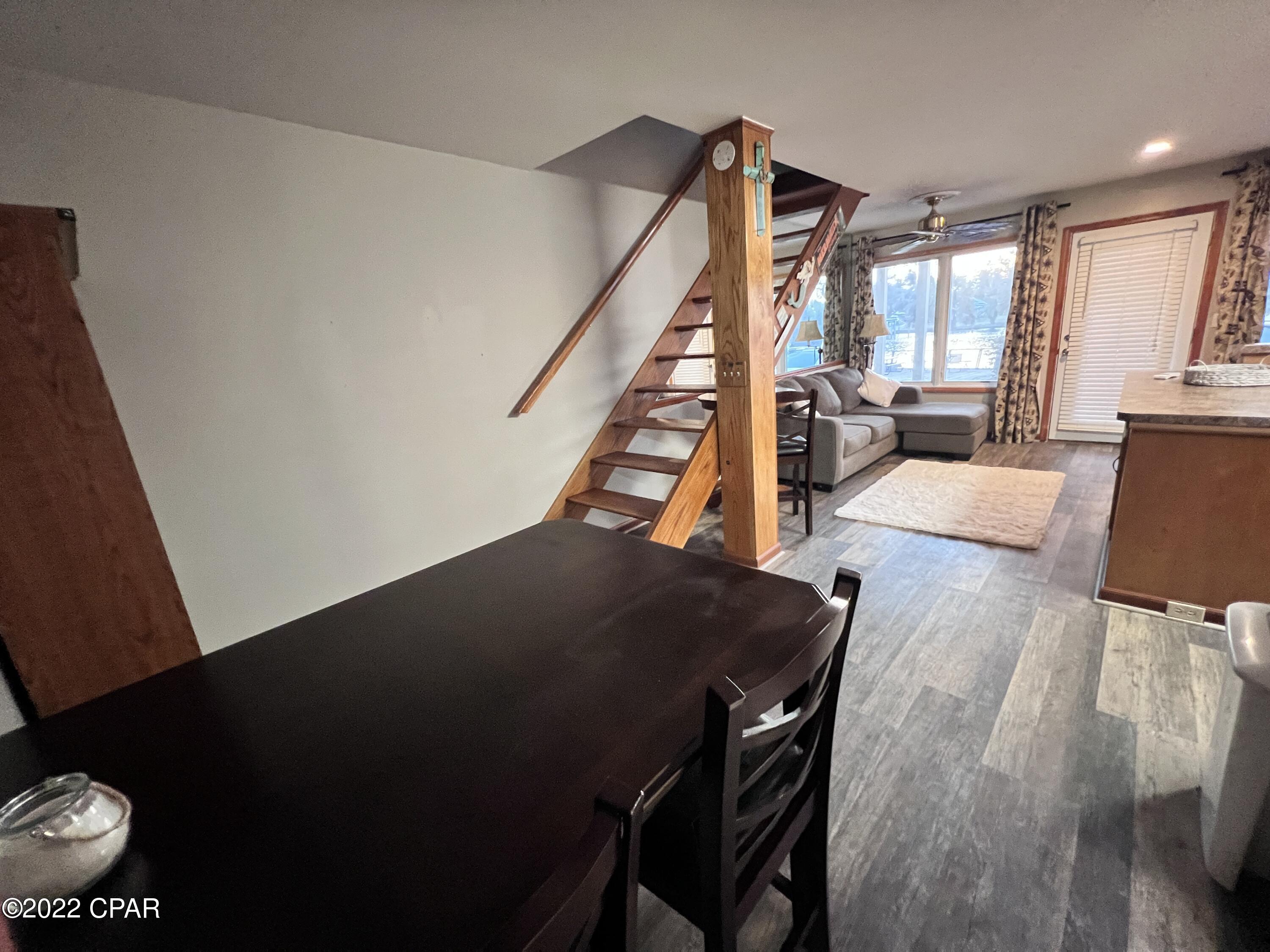 Mariners Cove - Residential