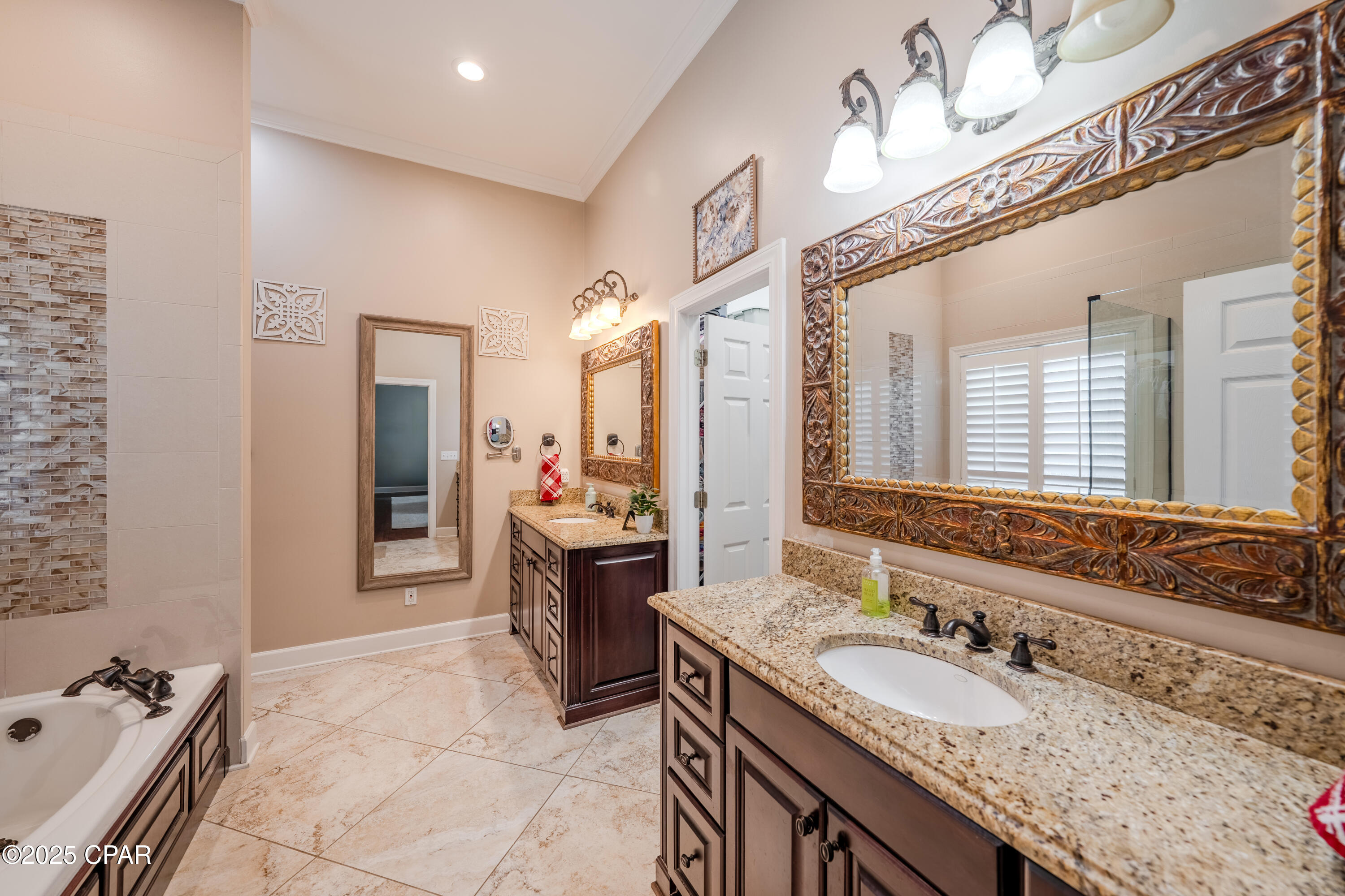 North Oaks - Residential