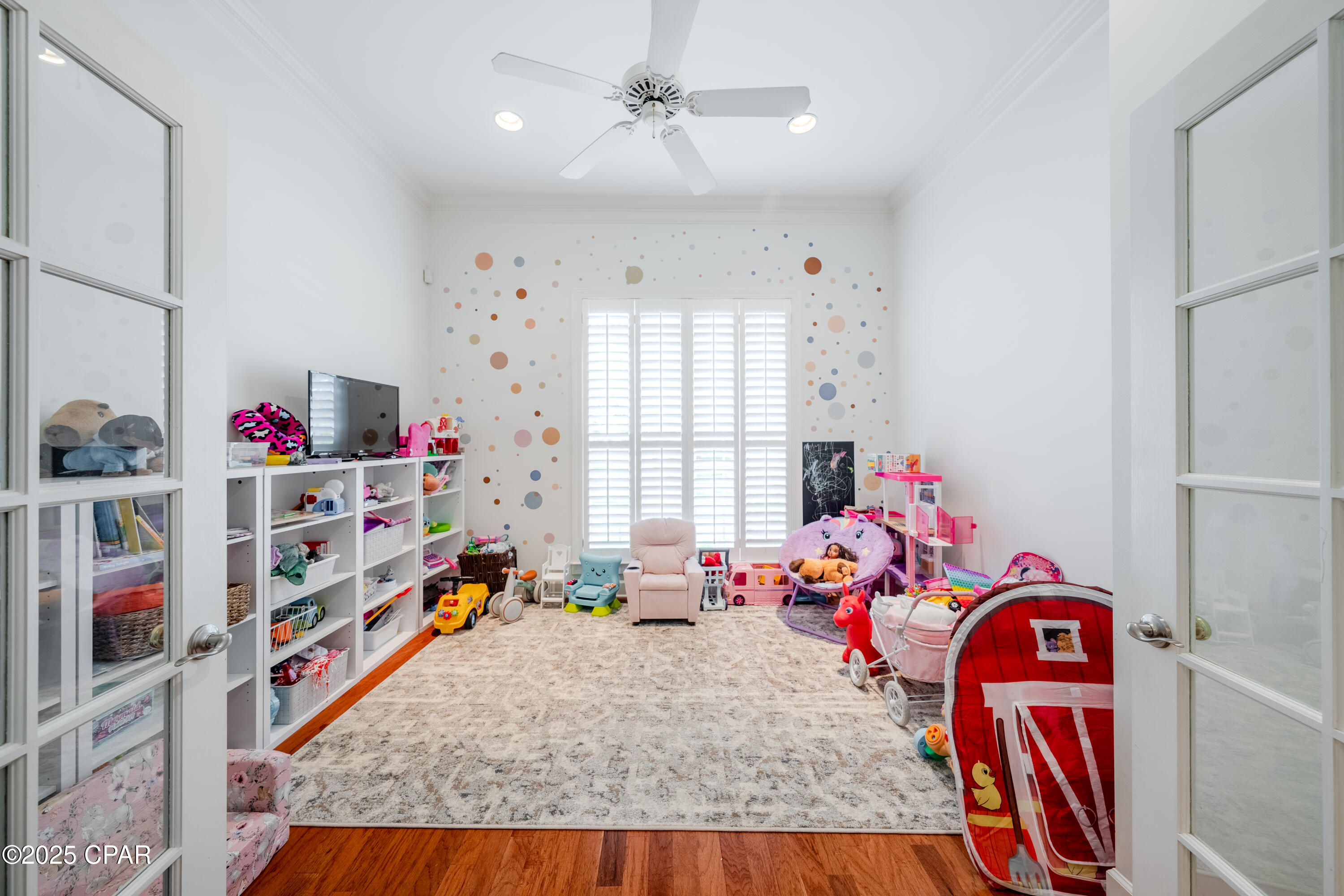 North Oaks - Residential