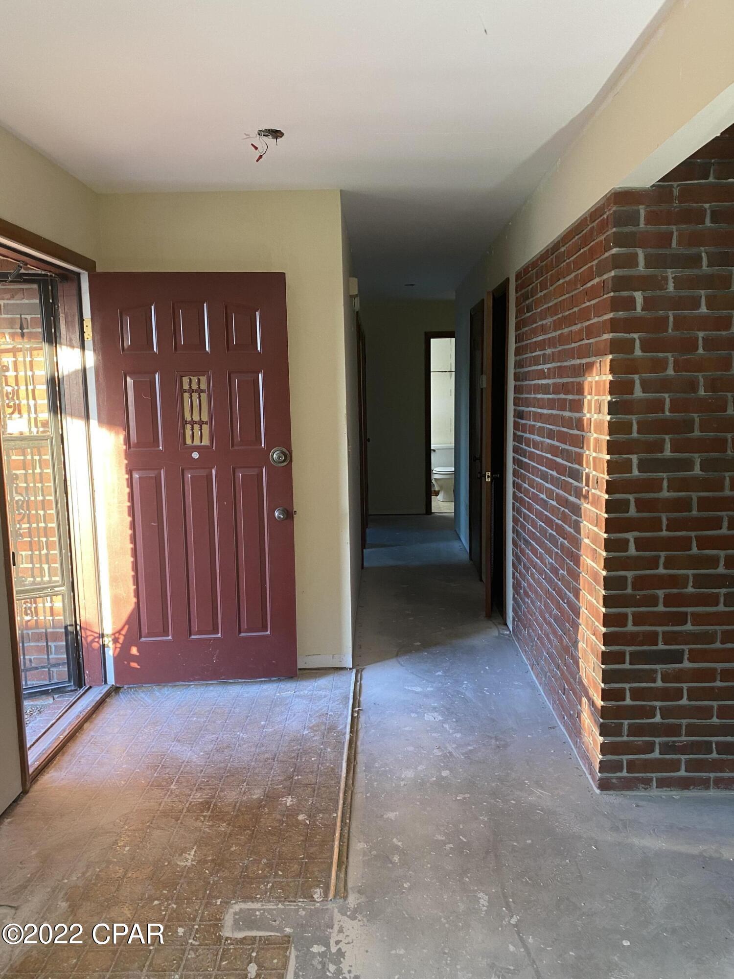 Venetian Villa - Residential