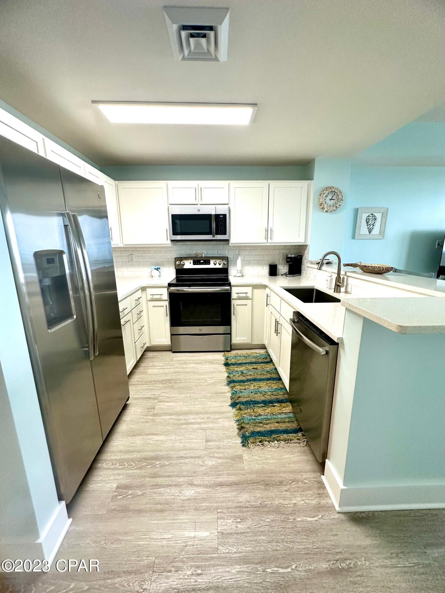 Calypso Towers III - Residential