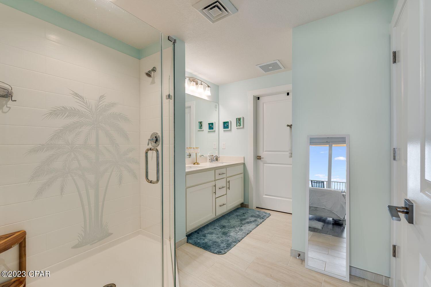 Calypso Towers III - Residential