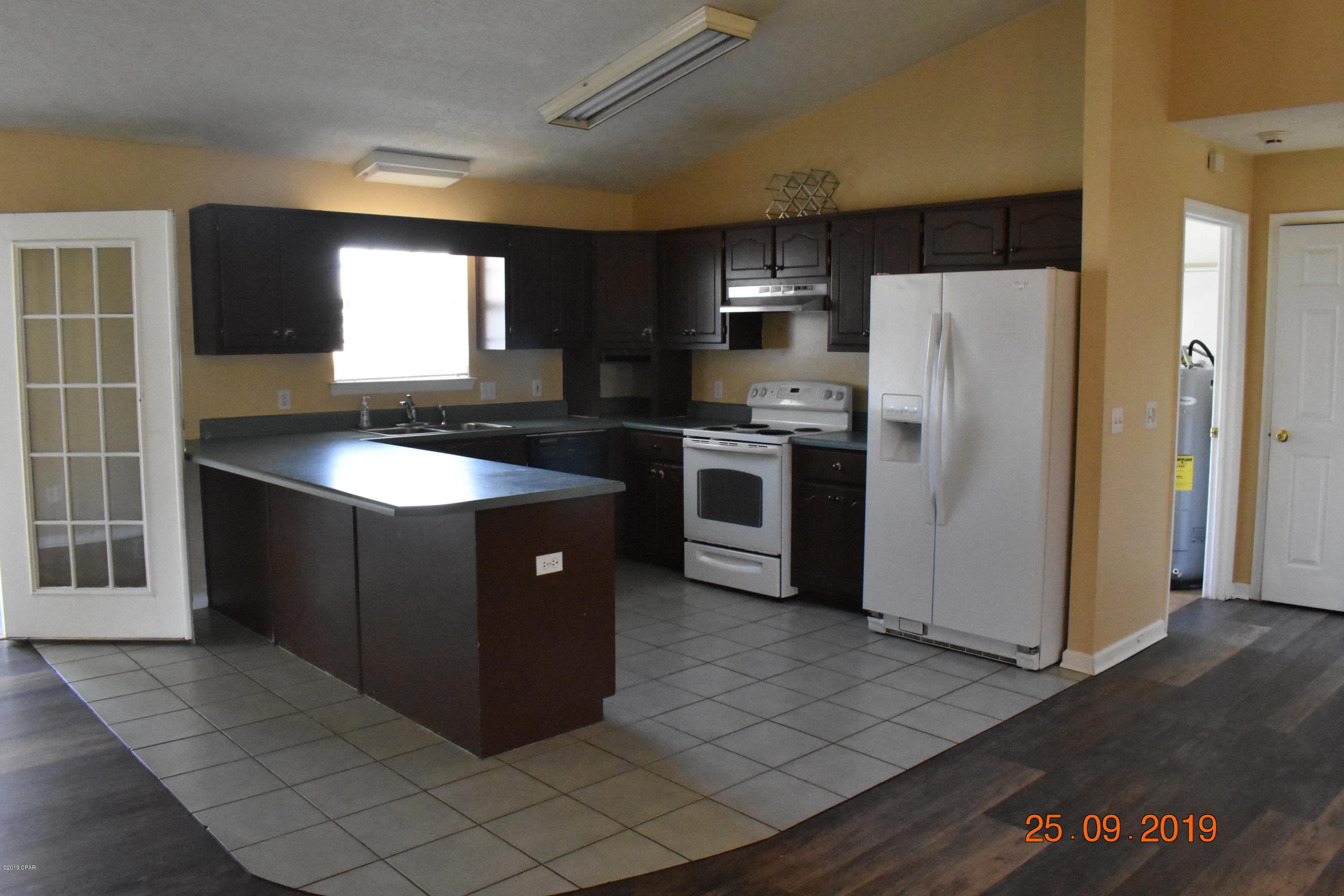 [No Recorded Subdiv] - Residential Lease