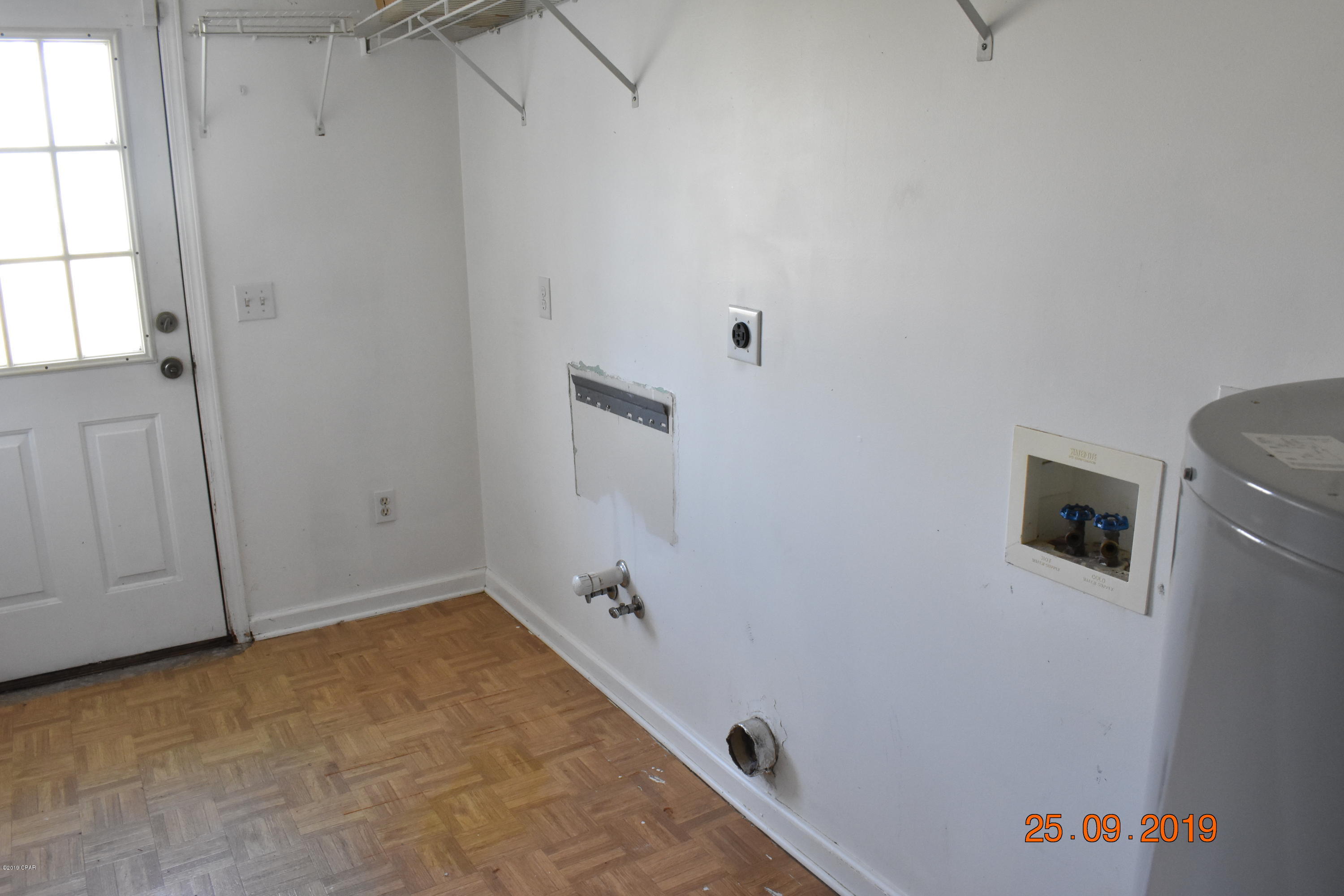 [No Recorded Subdiv] - Residential Lease