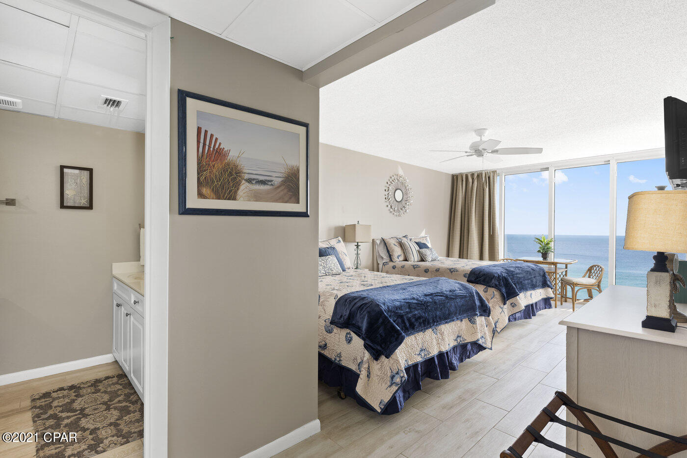 Long Beach Towers I - Residential