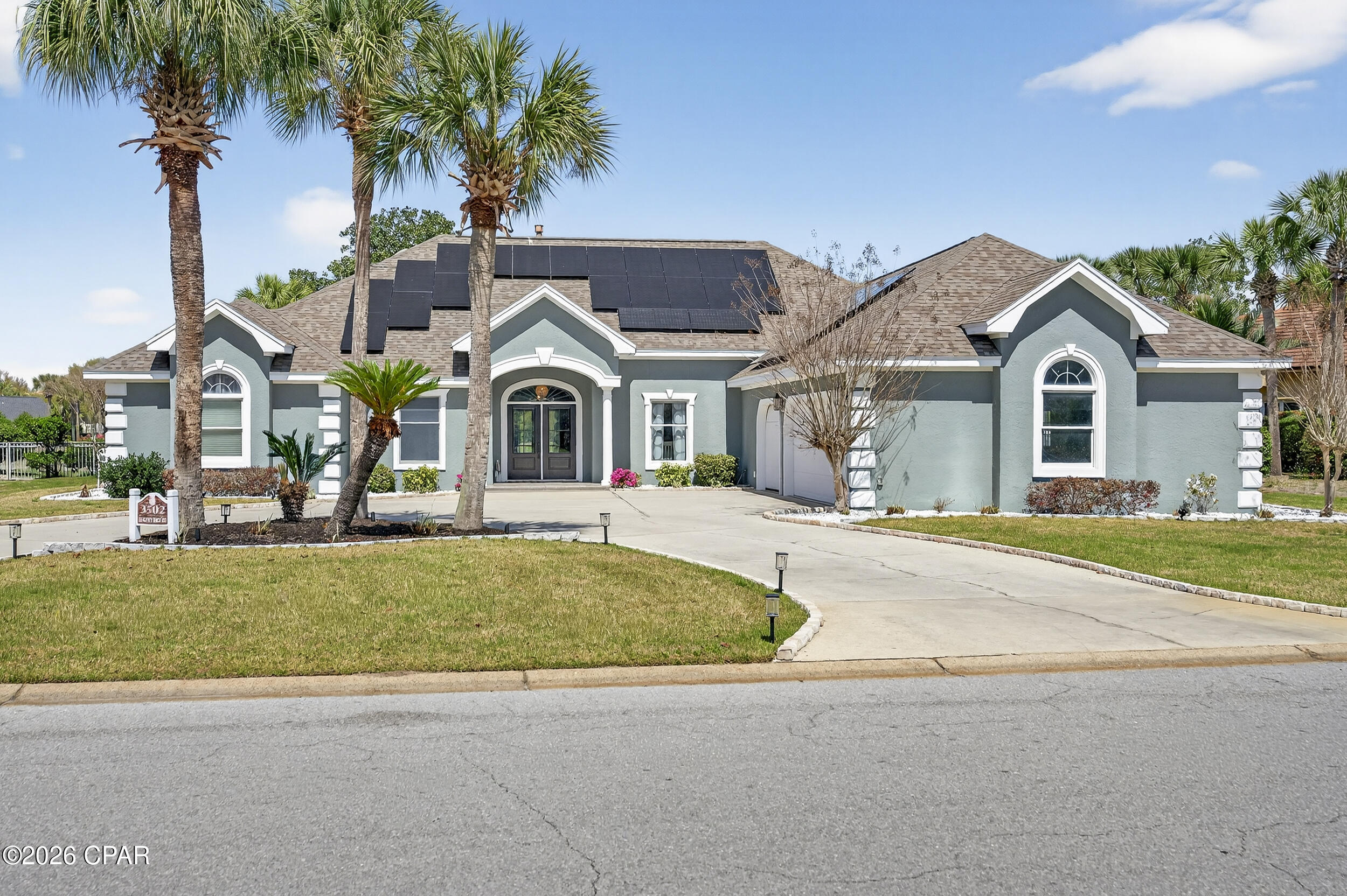 Queensberry Ltd At Bay Point - Residential