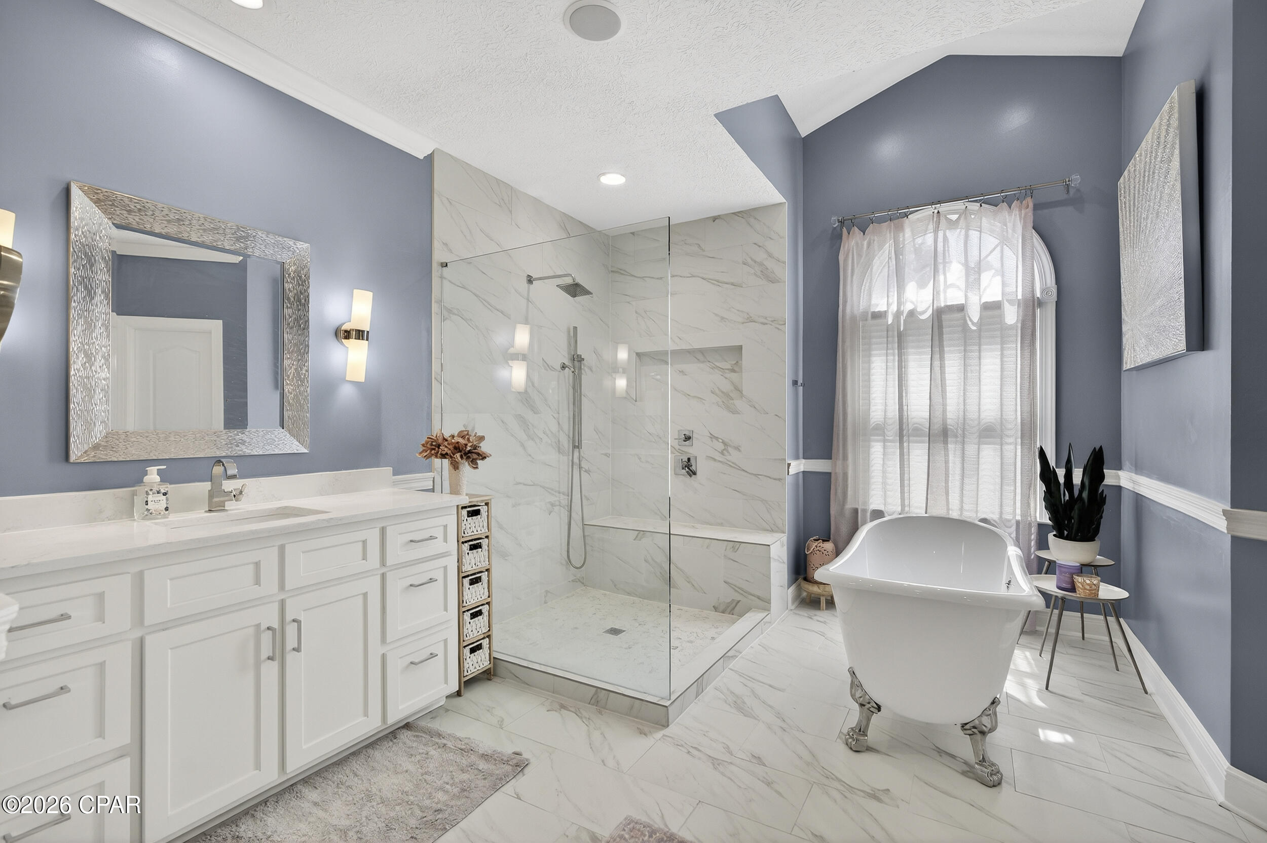 Queensberry Ltd At Bay Point - Residential