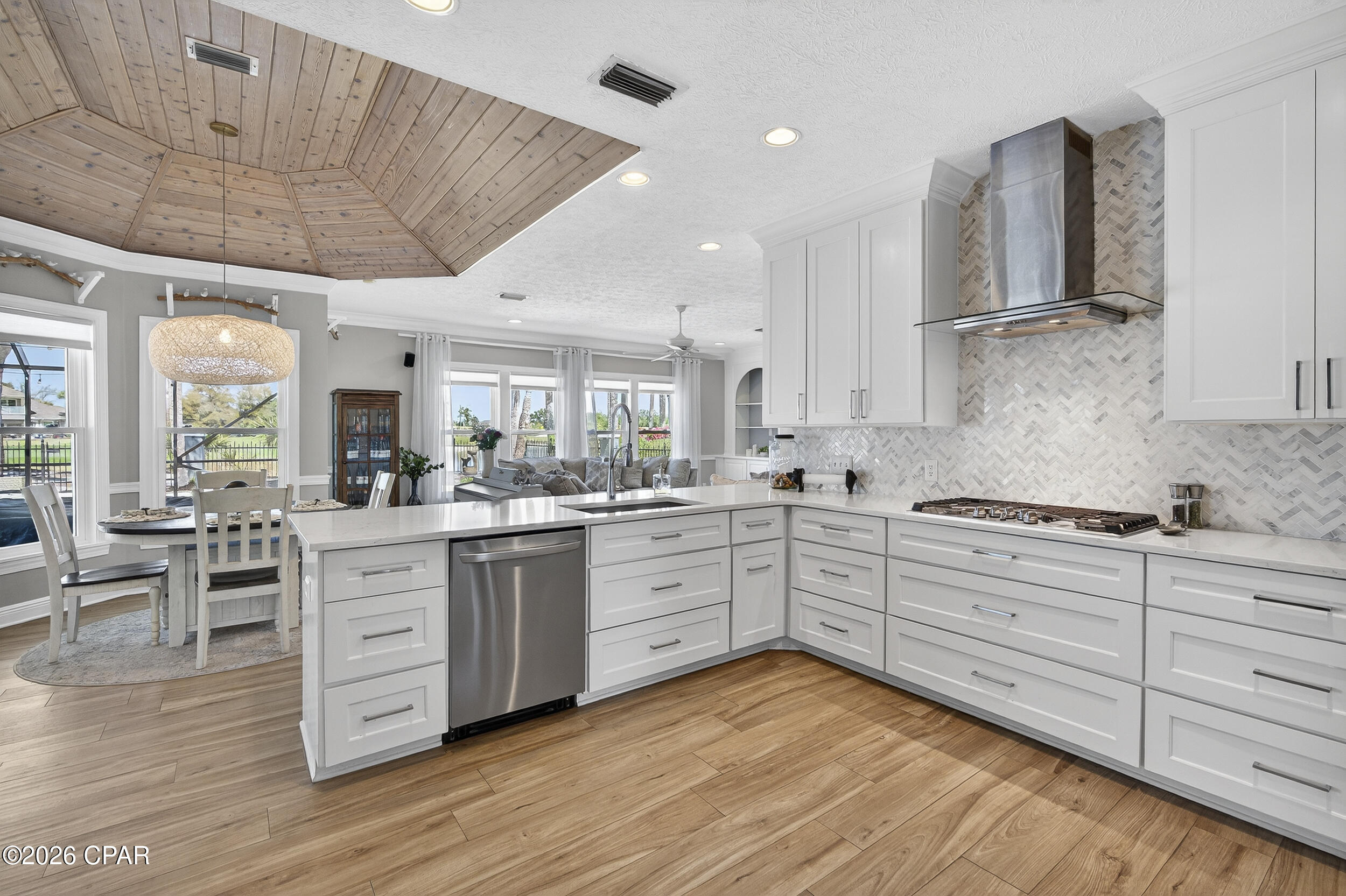 Queensberry Ltd At Bay Point - Residential