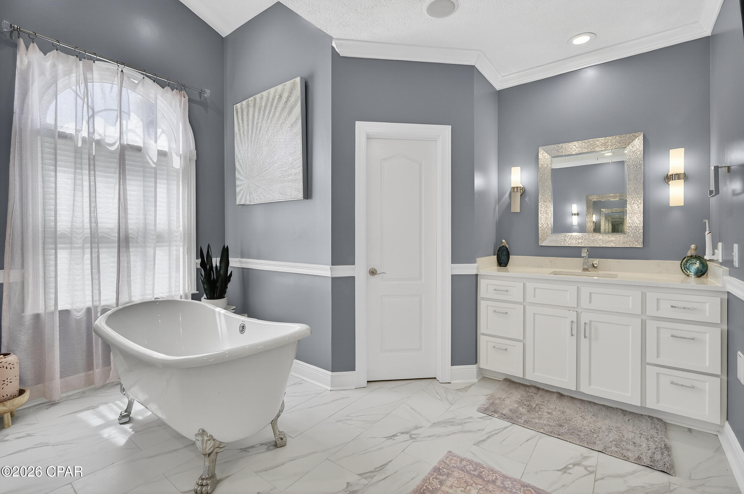 Queensberry Ltd At Bay Point - Residential