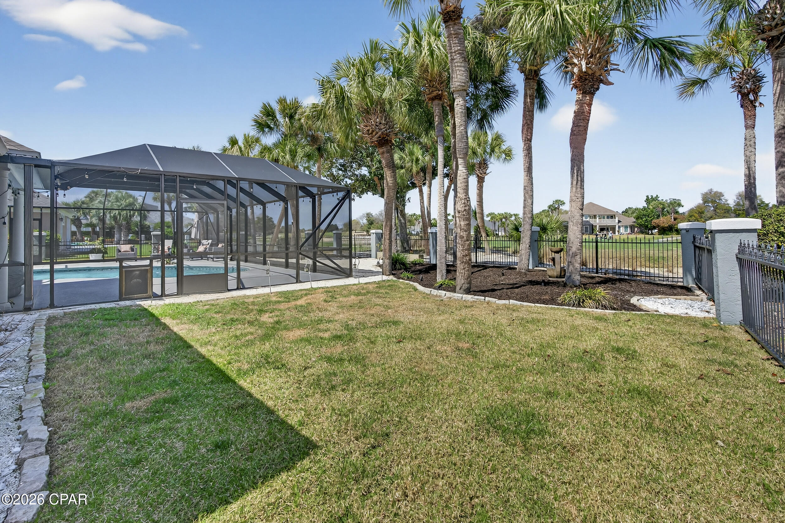 Queensberry Ltd At Bay Point - Residential