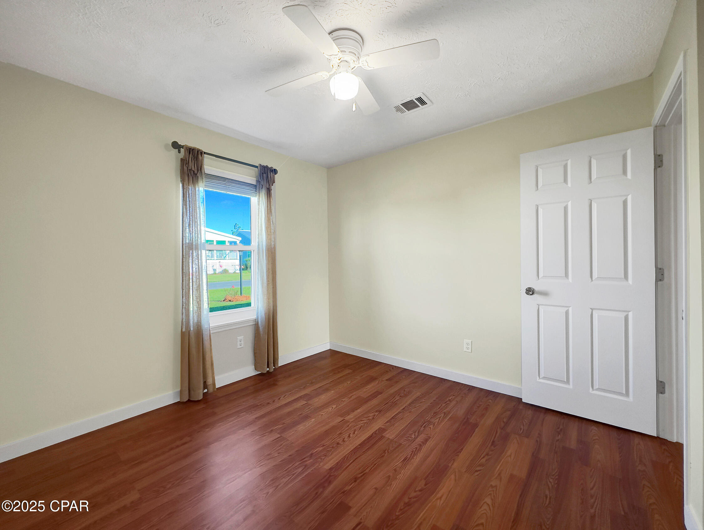 North Lake Estates - Residential