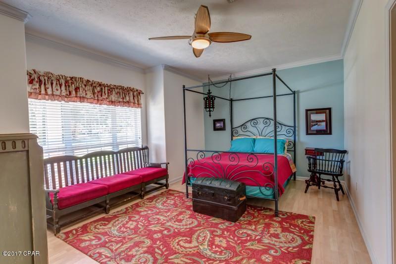 Pelican Bay - Residential