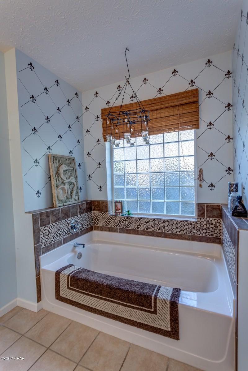 Pelican Bay - Residential