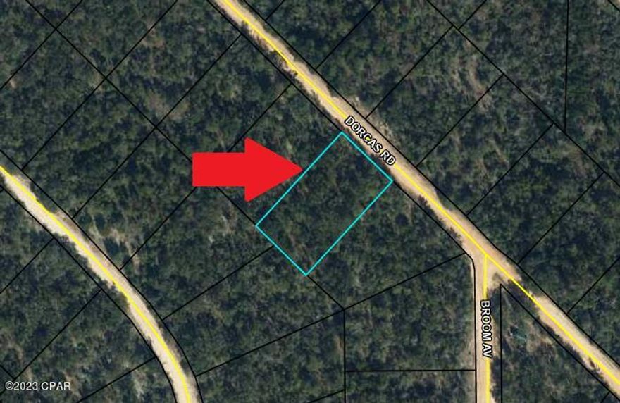 Nice lot in Compass Lake in the Hills subdivision.  Great location with easy access to Panama City or Marianna.  Compass Lake in the Hills amenities include access to two lakes (Compass and McCormick), swimming pool, clubhouse facilities, cabin rentals and more!! The annual $135 POA fee is paid voluntarily.  The county ordinance has recently changed which allows mobile homes in Compass Lake in the Hills.