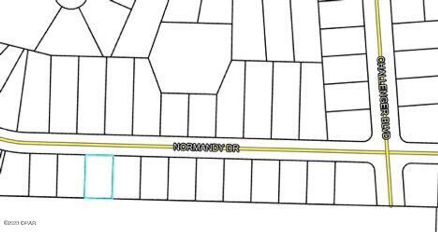 Love to play Golf? Build your custom home in a golf course community without paying high HOA fees. This .229 acre lot is perfect for building your custom home. 89ft x125ft with 89ft Road Frontage
Sunny Hills offers numerous lakes with white sandy beaches and clear water throughout for recreational activities such as swimming, boating, and fishing. Approximately 45 minutes to Panama City beaches, Northwest Florida Beaches International Airport, and Pier Park shopping area. Approx. 20 miles from local shopping, medical, and other local amenities in Chipley.