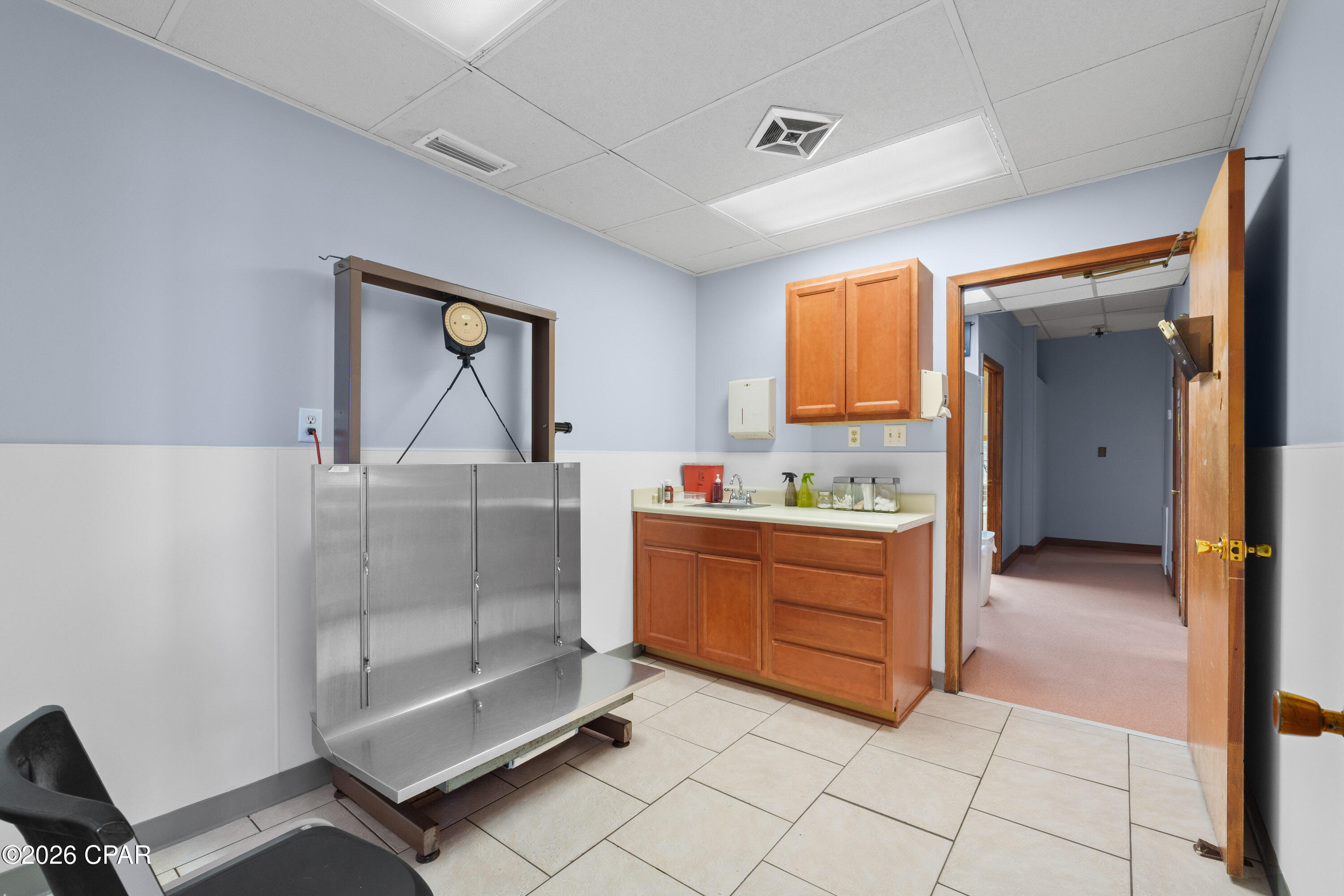 Thousand Oaks - Commercial Sale