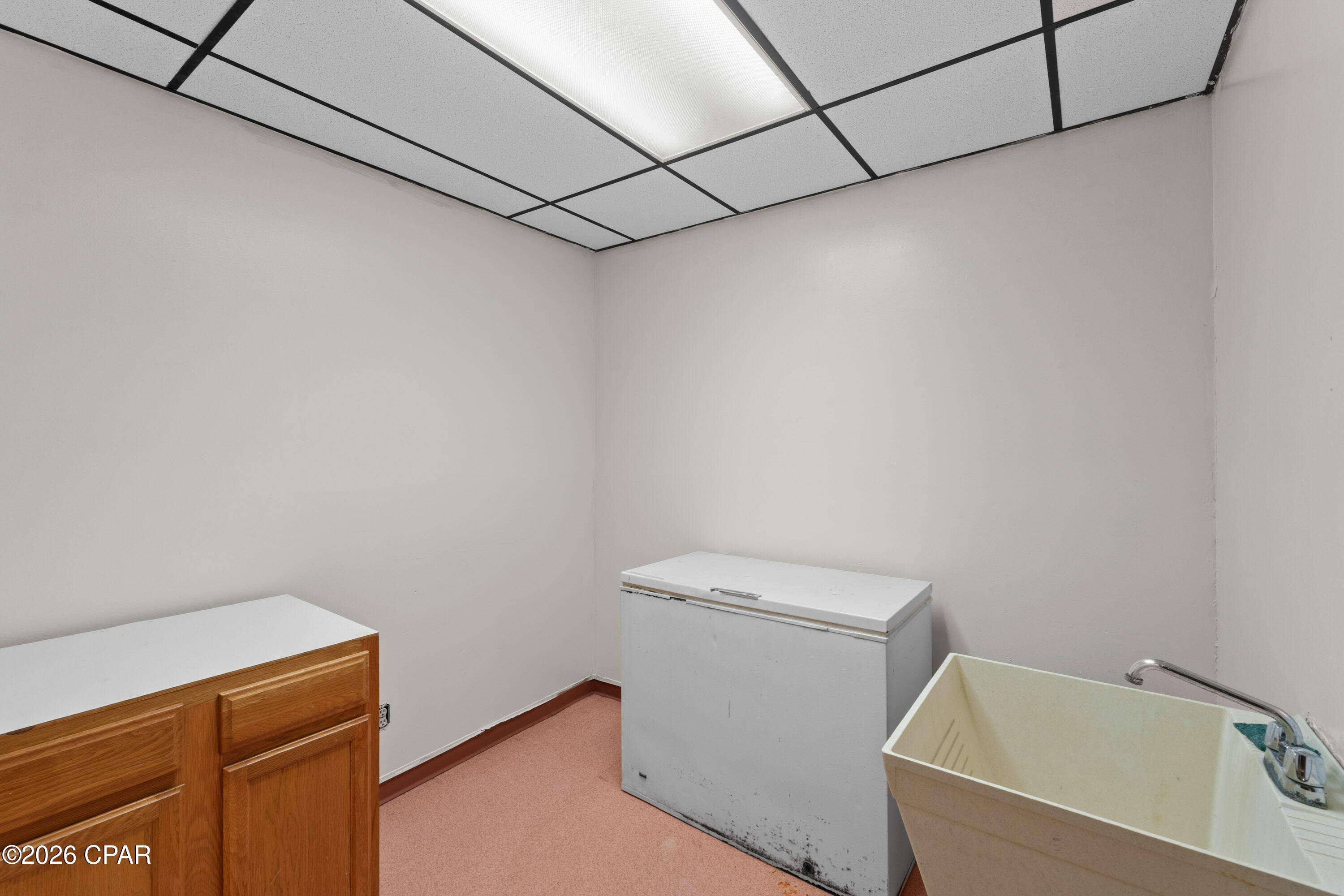 Thousand Oaks - Commercial Sale