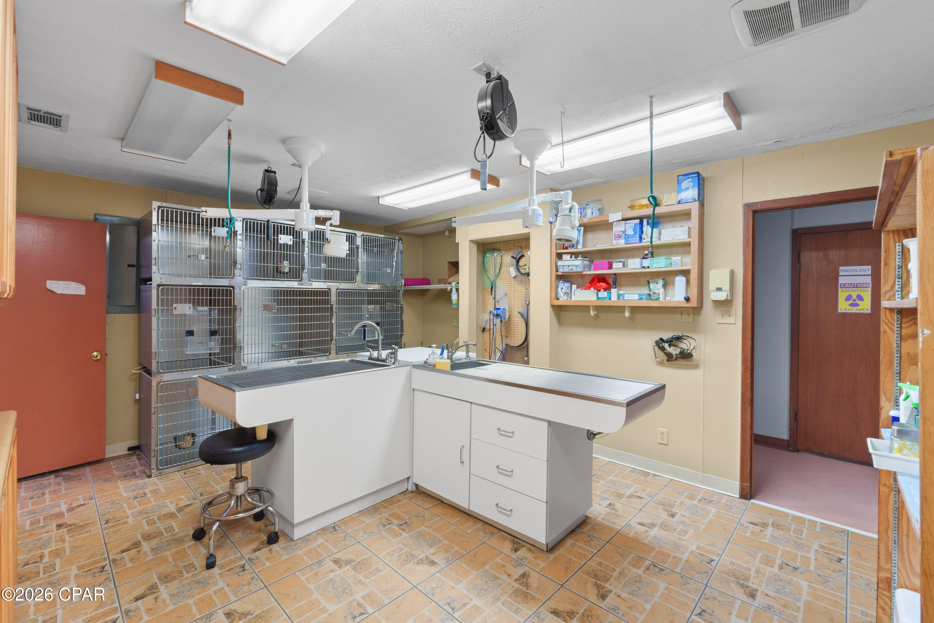 Thousand Oaks - Commercial Sale