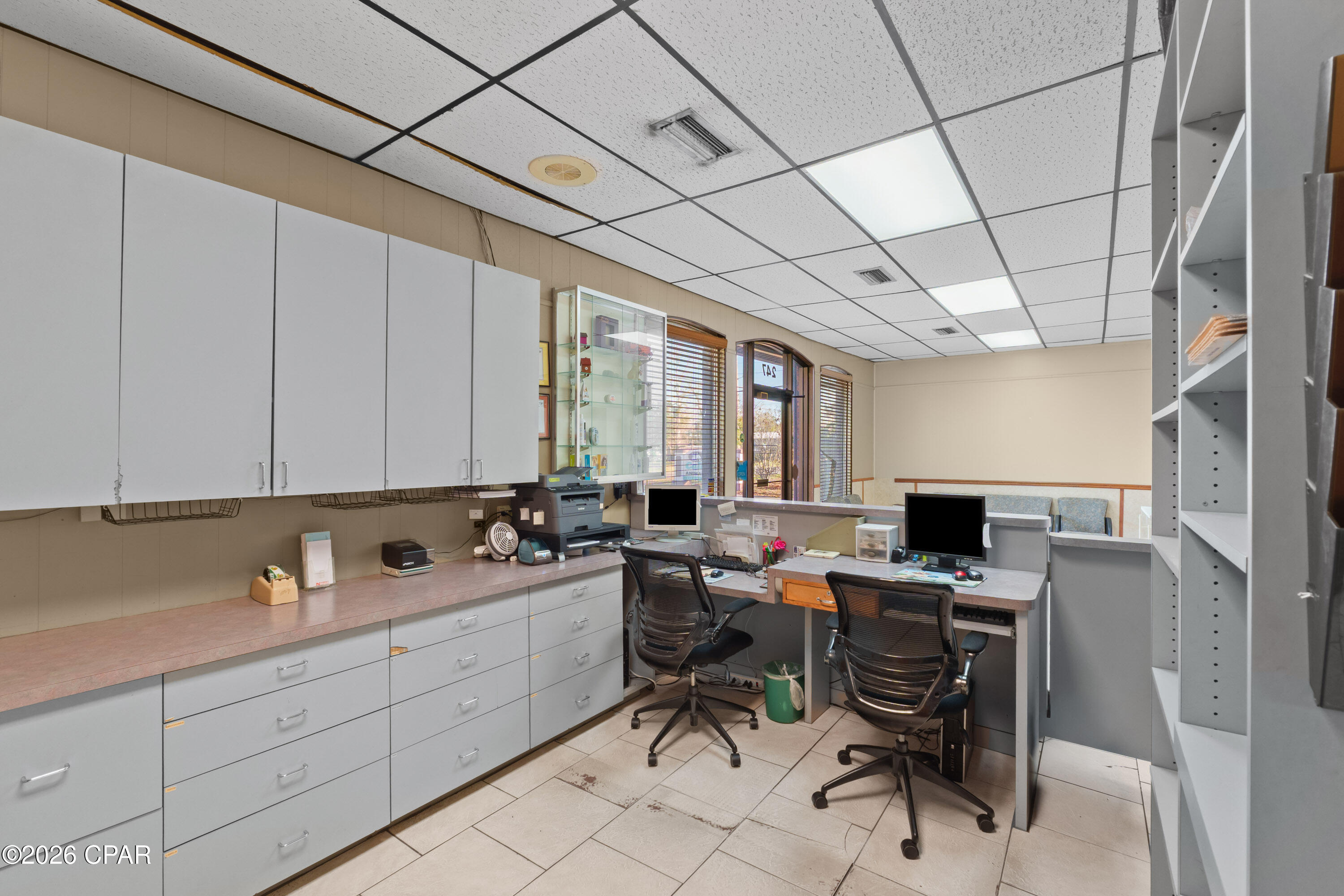 Thousand Oaks - Commercial Sale