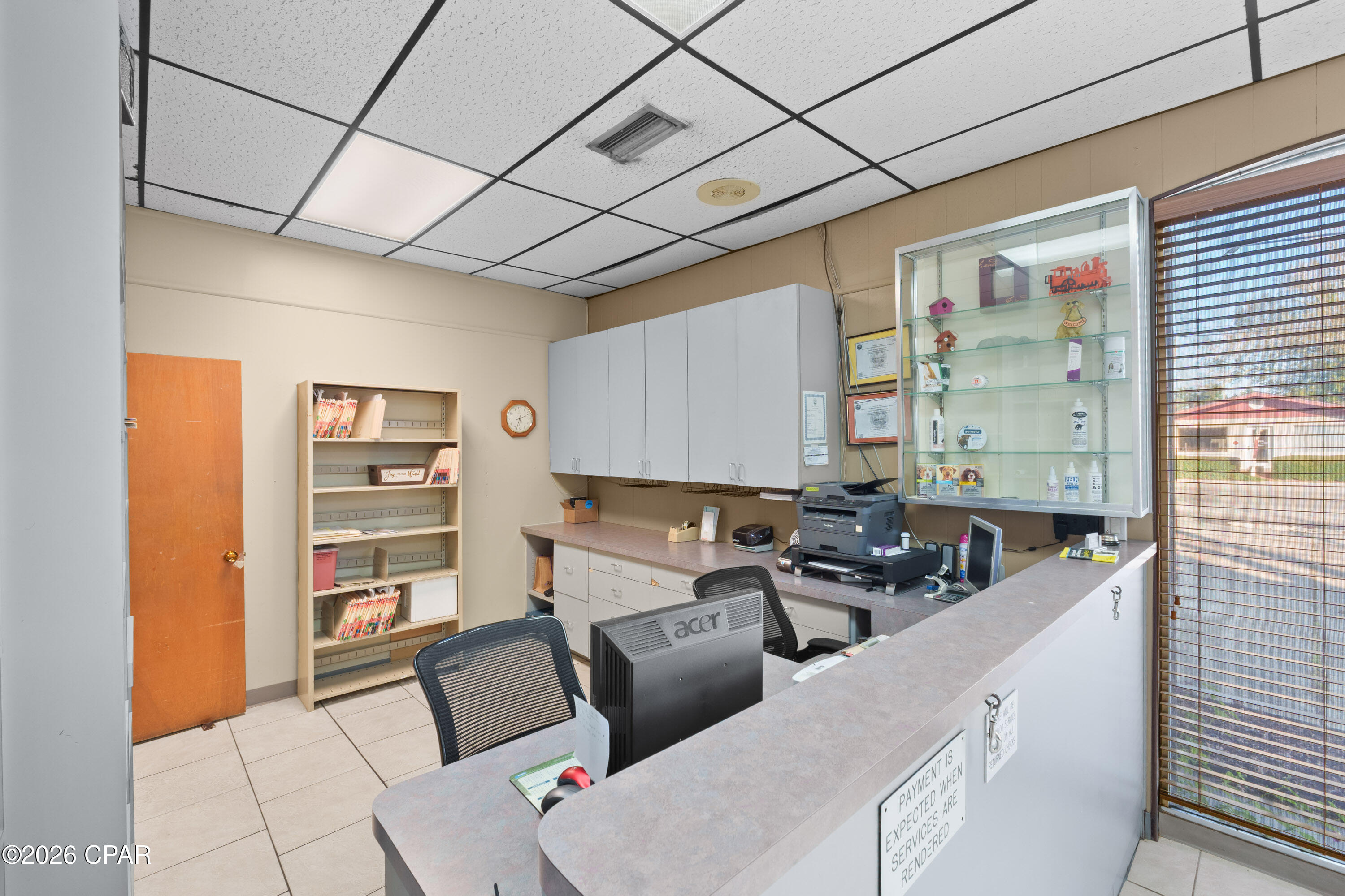 Thousand Oaks - Commercial Sale