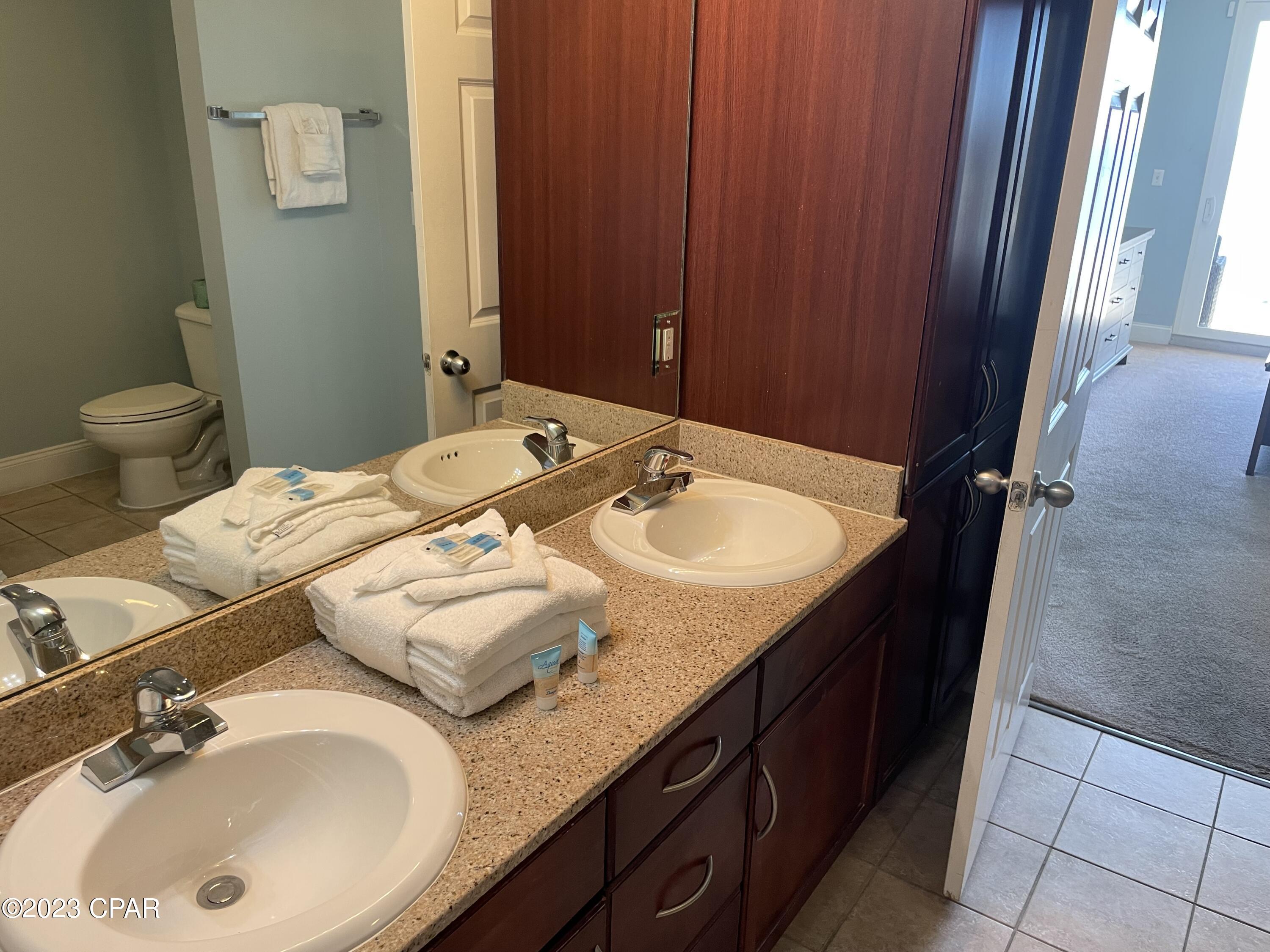 Laketown Wharf - Residential