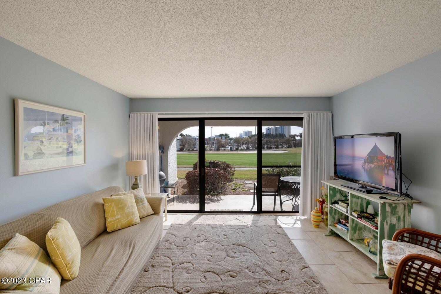 Edgewater Golf Villas 3A - Residential