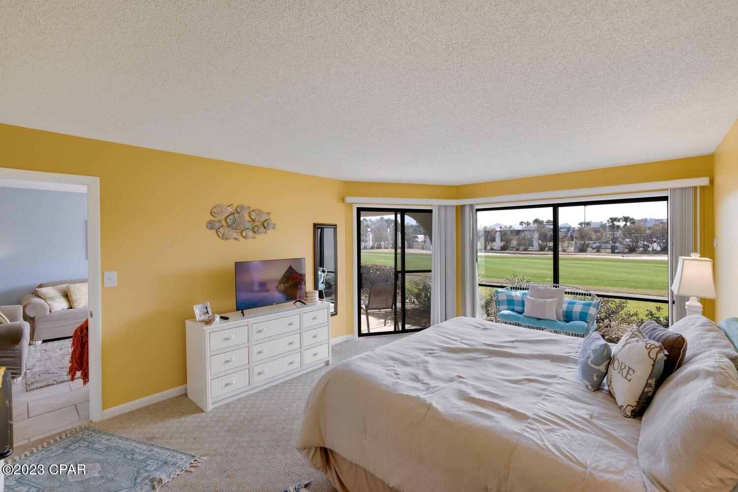 Edgewater Golf Villas 3A - Residential