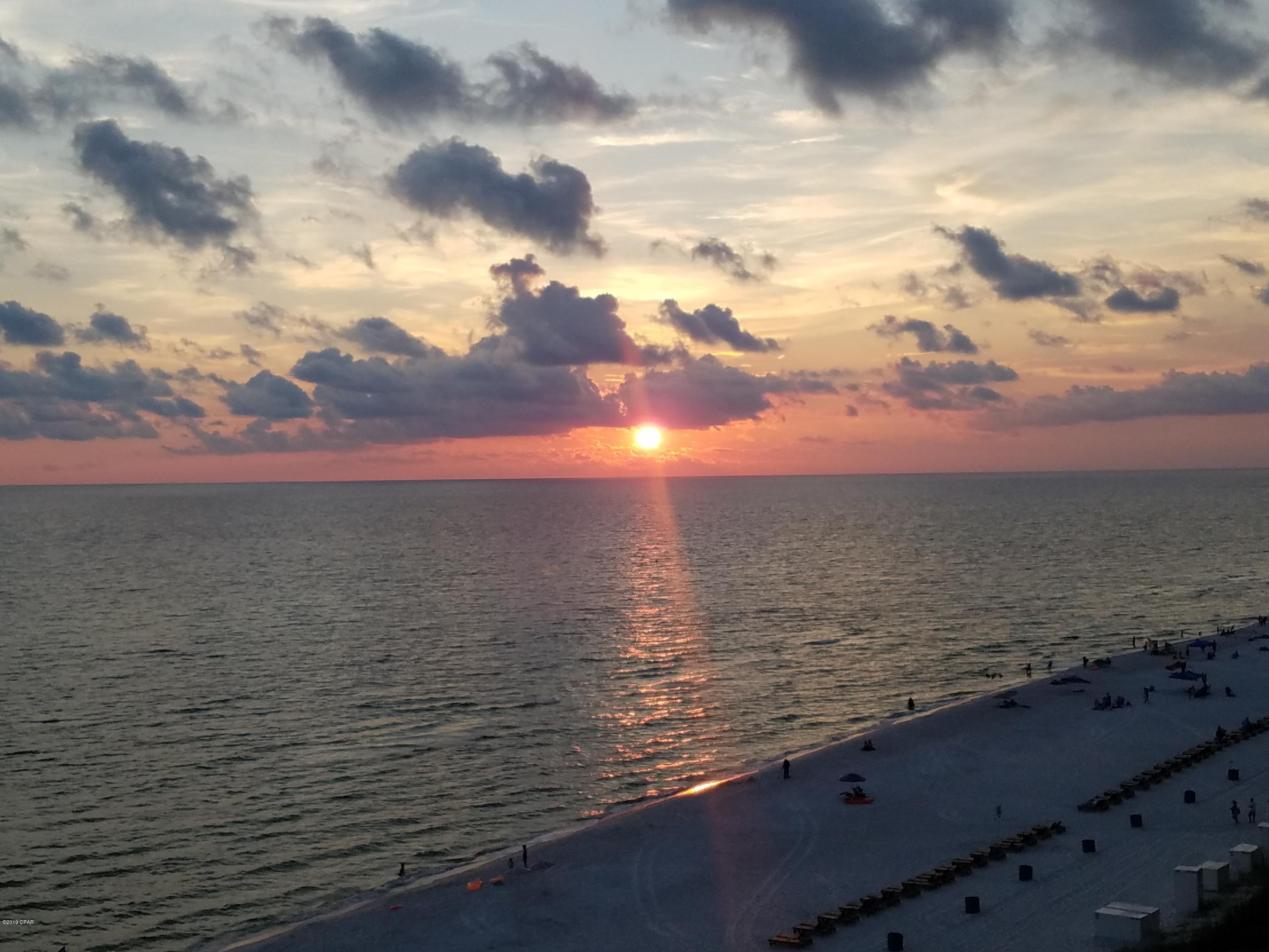 Majestic Beach Tower I - Residential