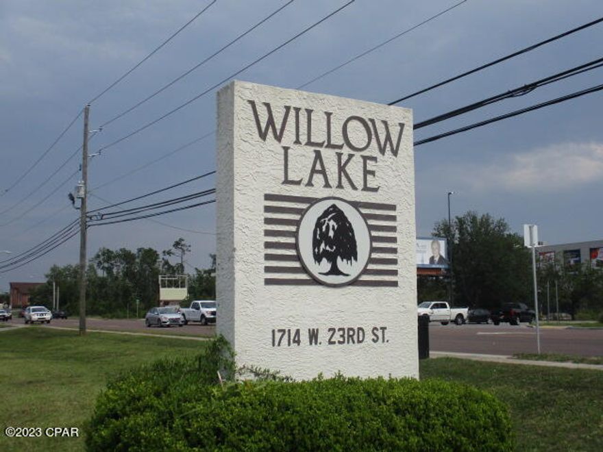 Very nice office in Willow Lake, an office park across from Sam's on 23rd Street.  Other businesses in complex include financial services, medical office, optical, mortgage lending, title company (Mason Title) and real-estate appraisal and services.  Reception / lobby, two offices, break room and rest room.  Excellent condition.  Tenant pays rent, rent tax (6.5%), electricity and water.  Monthly rent ($1,250 + 6.5% = $1,331.25).  Total to move in $3,162.50 (first and last months rent plus deposit).  Landlord pays R.E. tax, H.O.A. fees and any repairs.  Listing agent is owner.