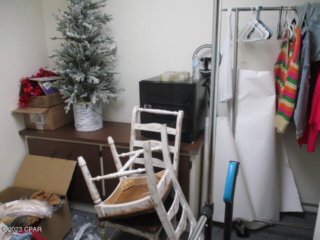 Willow Lake Commercial Center - Commercial Lease