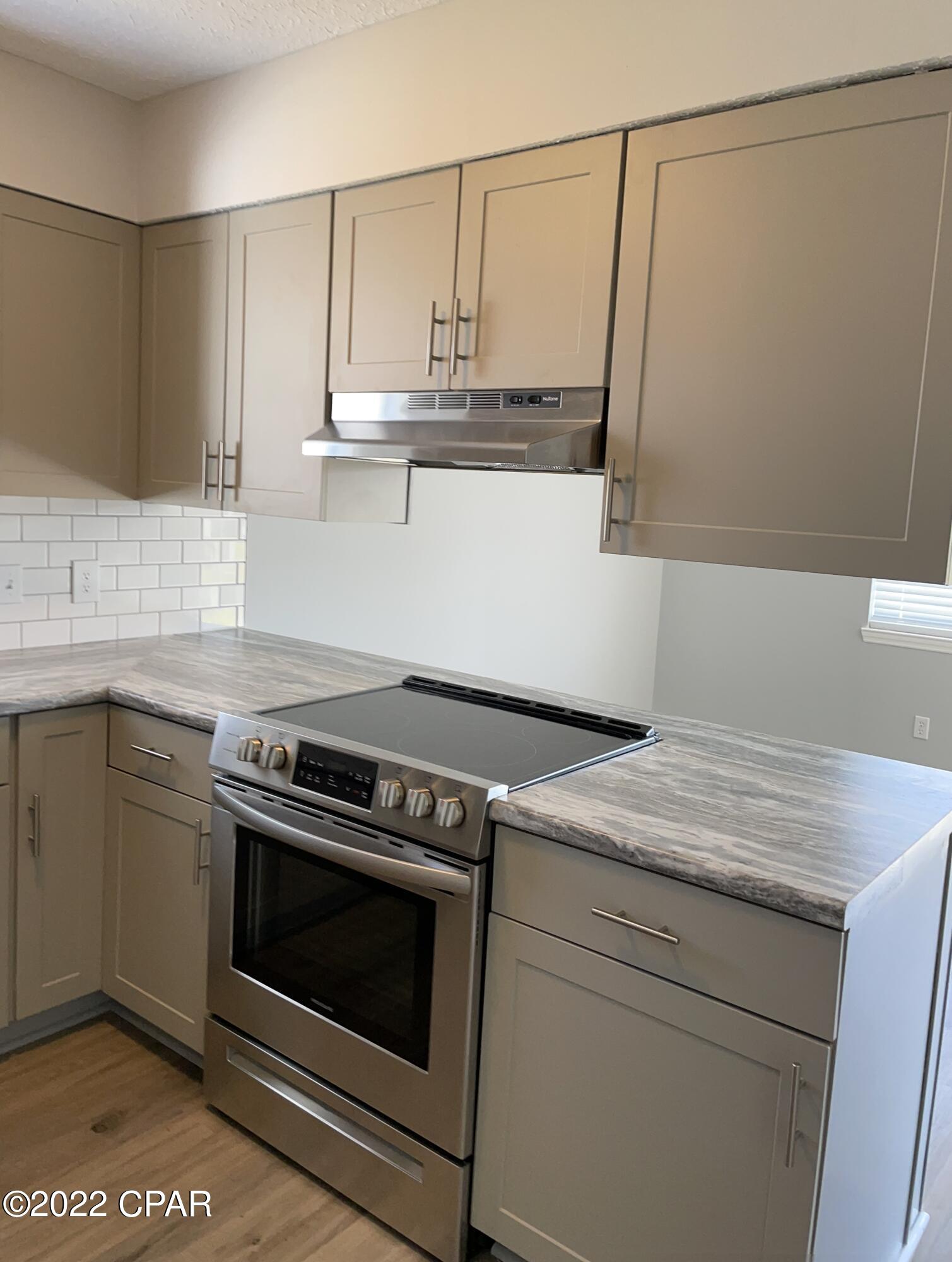 [No Recorded Subdiv] - Residential Lease