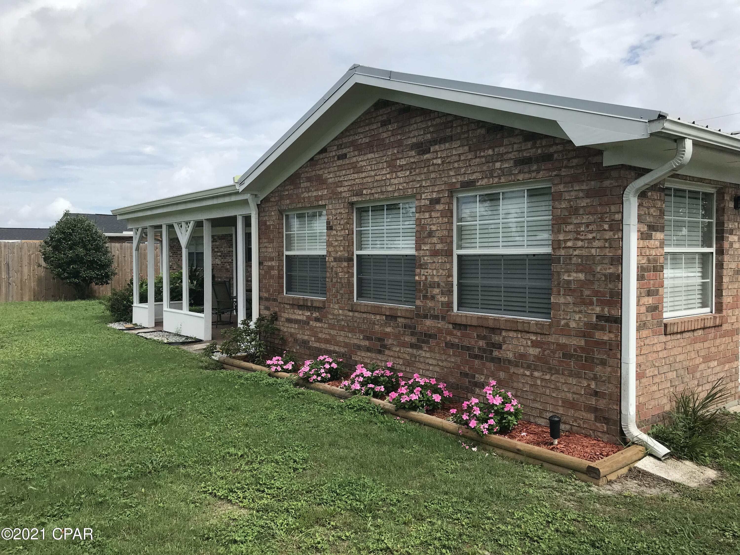 Kendrick Manor - Residential