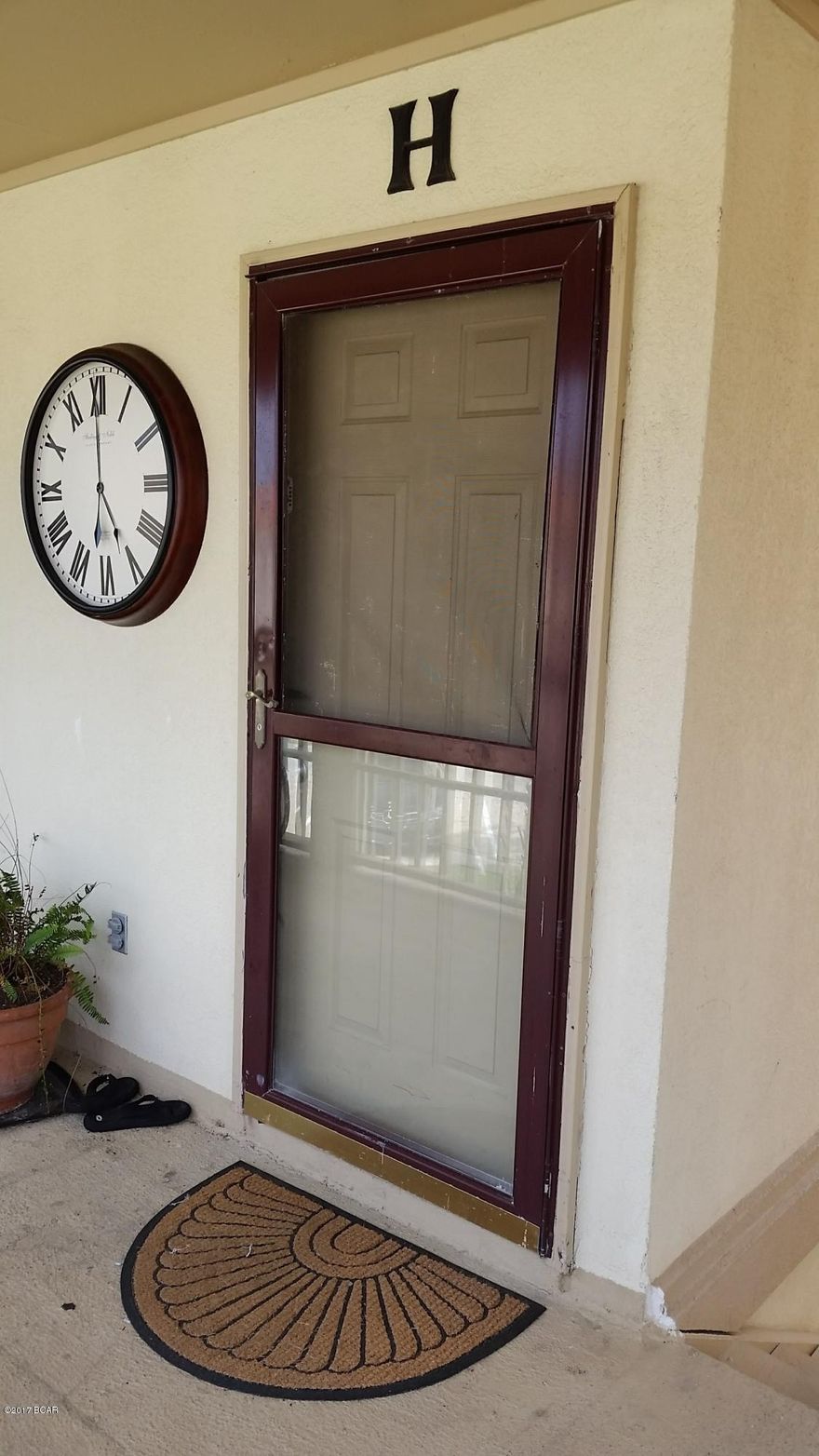 MOTIVATED SELLER!  Cute 1 BR 1 B 2nd floor condo with large master suite and master bath. Oversized closet in the hall could be used as bunk area with remodeling. Upgrades in the last 5 years include plantation blinds, light fixtures, washer and dryer, hot water heater, dishwasher, refrigerator, and disposal. 



Present long term lease is $895 per month. 60 day notice to terminate contract on notice from the present owner if the buyer wishes to occupy or turn into short term rental.