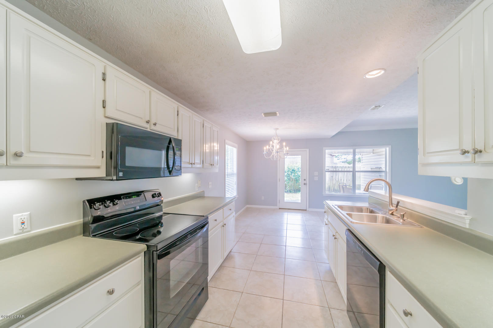 Riviera Beach 1st Add - Residential Lease