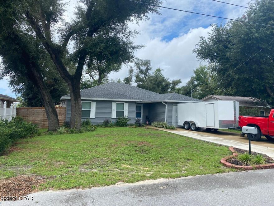 Extremely well taken care of home in the Parker are, and very close to TAFB.  Just a few blocks to the Tyndall Bridge, this home is very close to Tyndall.  This home features large shaded oak, one car garage, fenced in back yard with a great storage building. The interior features a split bedroom plan with lots of tile and wood floors with an enclosed Florida room, and eat in kitchen with a breakfast bar.