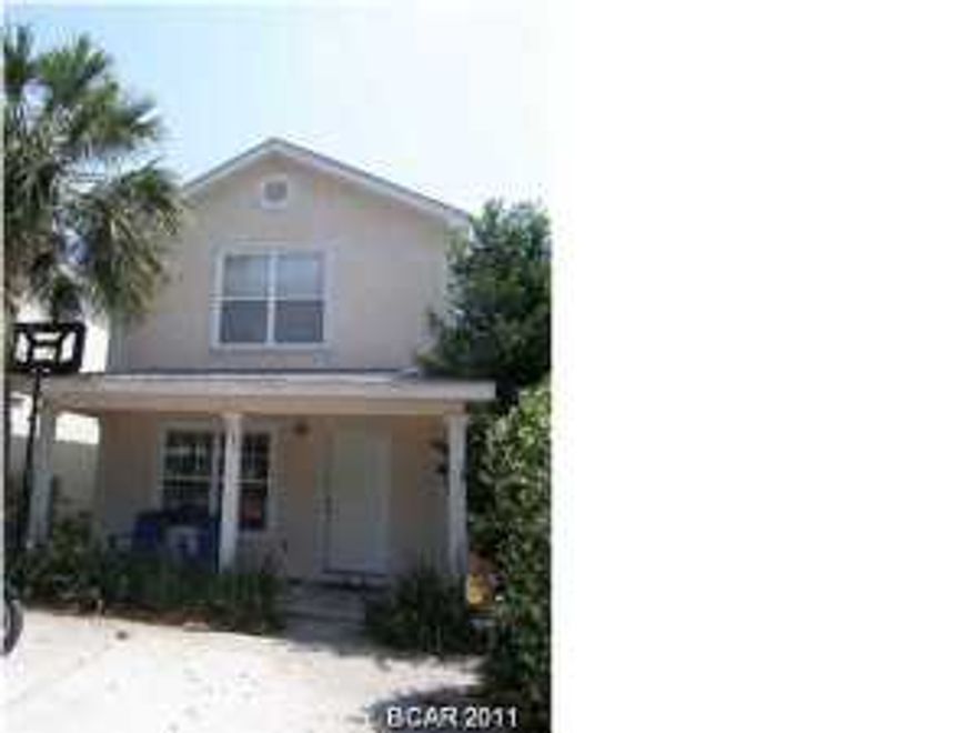 Great investment opportunity. Home has been a successful rental unit for several years. Located minutes from the Navy Base, beach, or downtown Panama City. Home owner has kept in terrific condition. Units 6219 also for sale.