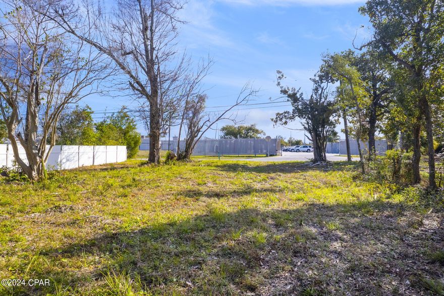 Explore the possibilities with this fantastic building lot boasting beautiful trees that add a picturesque touch to the scenery. Spanning 0.146 acres, this generous building lot is positioned perfectly for your new home. Enjoy the convenience of walking distance to Bay High School, Downtown Panama City, and its vibrant attractions, as well as the bustling Harrison Ave with its array of dining and shops. Ascension Sacred Heart is also within easy reach. Notably, this property resides within the Panama City Opportunity Zone, offering potential advantages for savvy investors.

The property dimensions, measuring 50x128, provide ample space to bring your dream home to life. Embrace the opportunity to create your ideal living space in this prime location that seamlessly combines tranquility with accessibility.