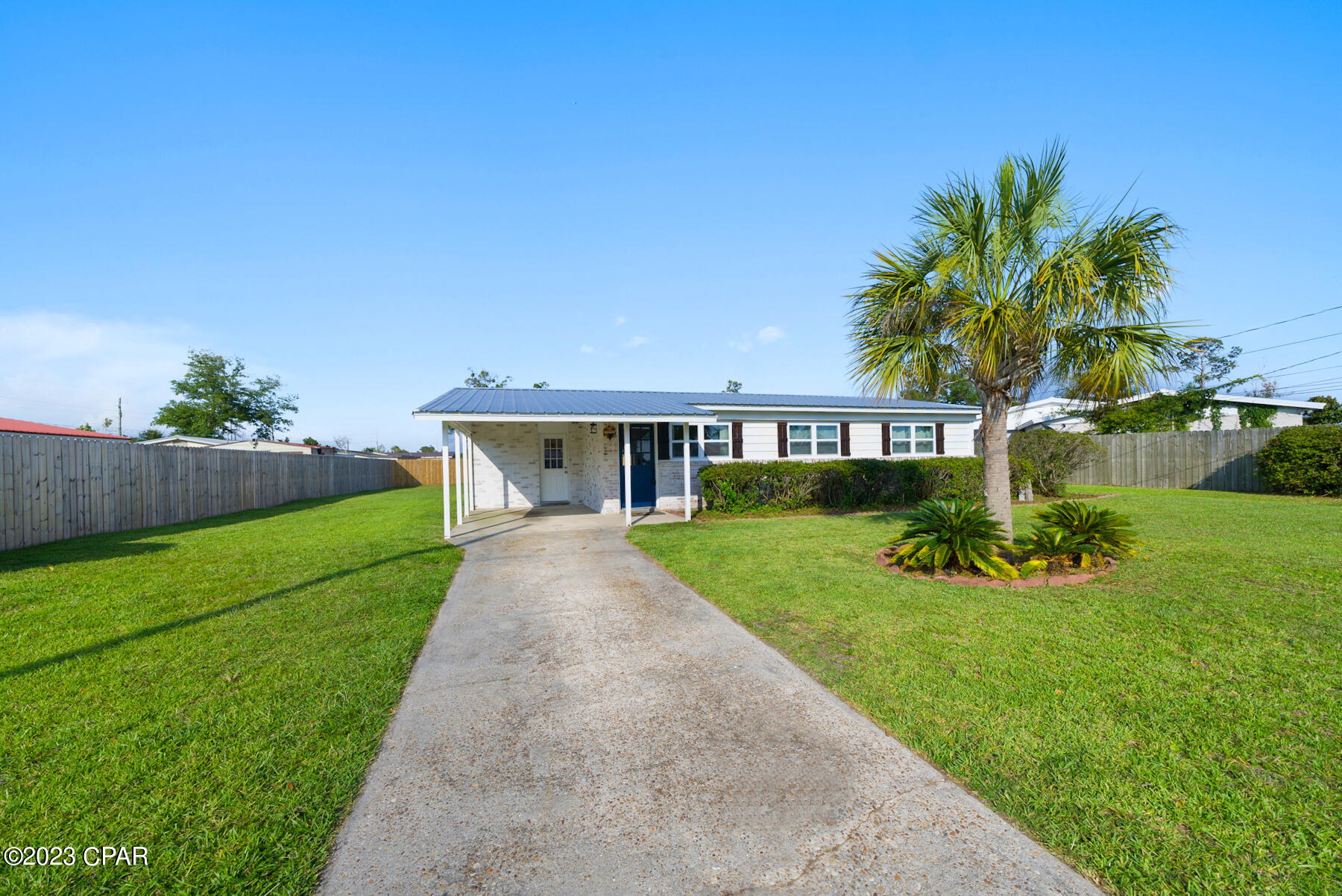 Hentz 1st Add Unit B - Residential