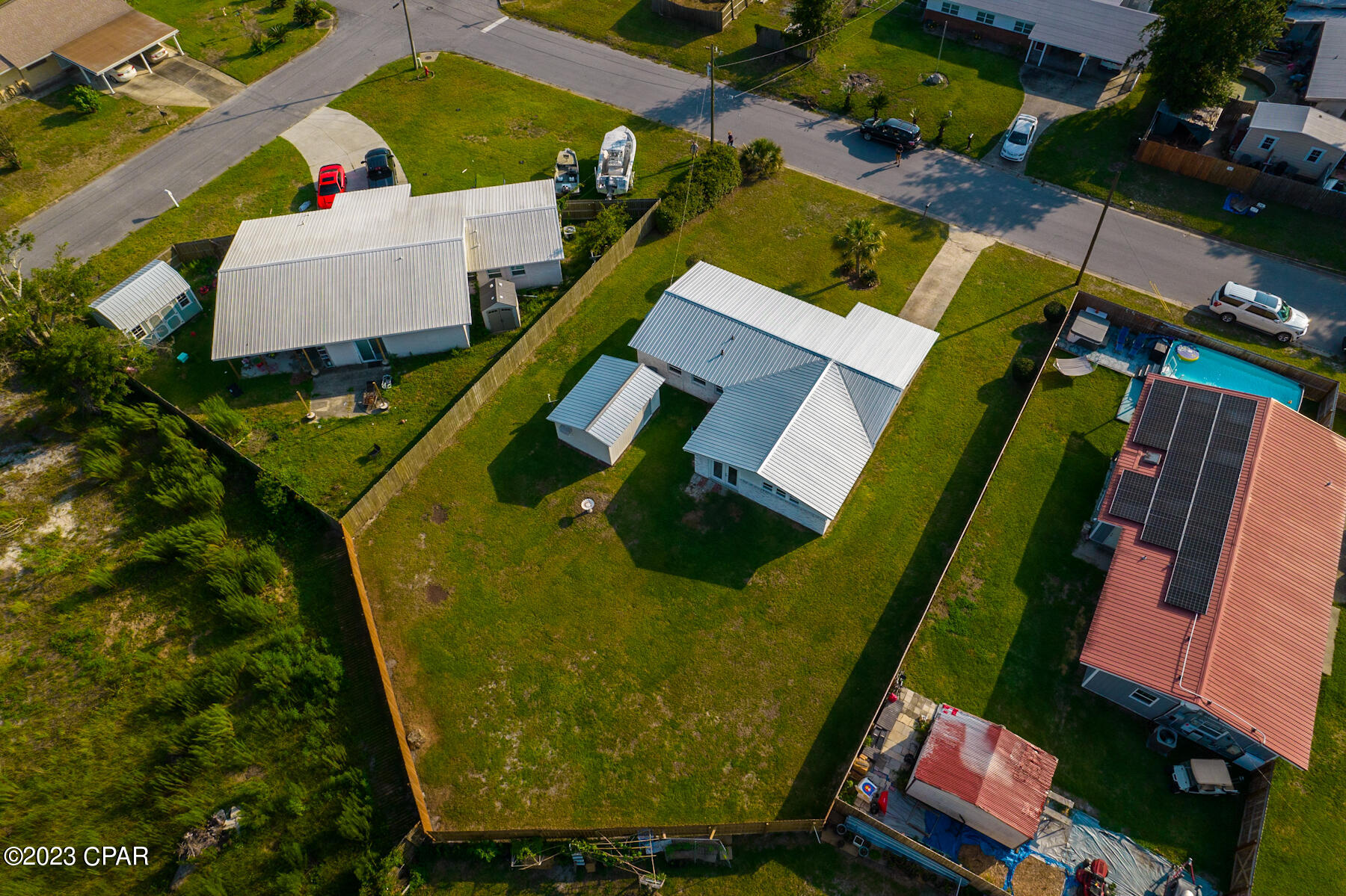 Hentz 1st Add Unit B - Residential