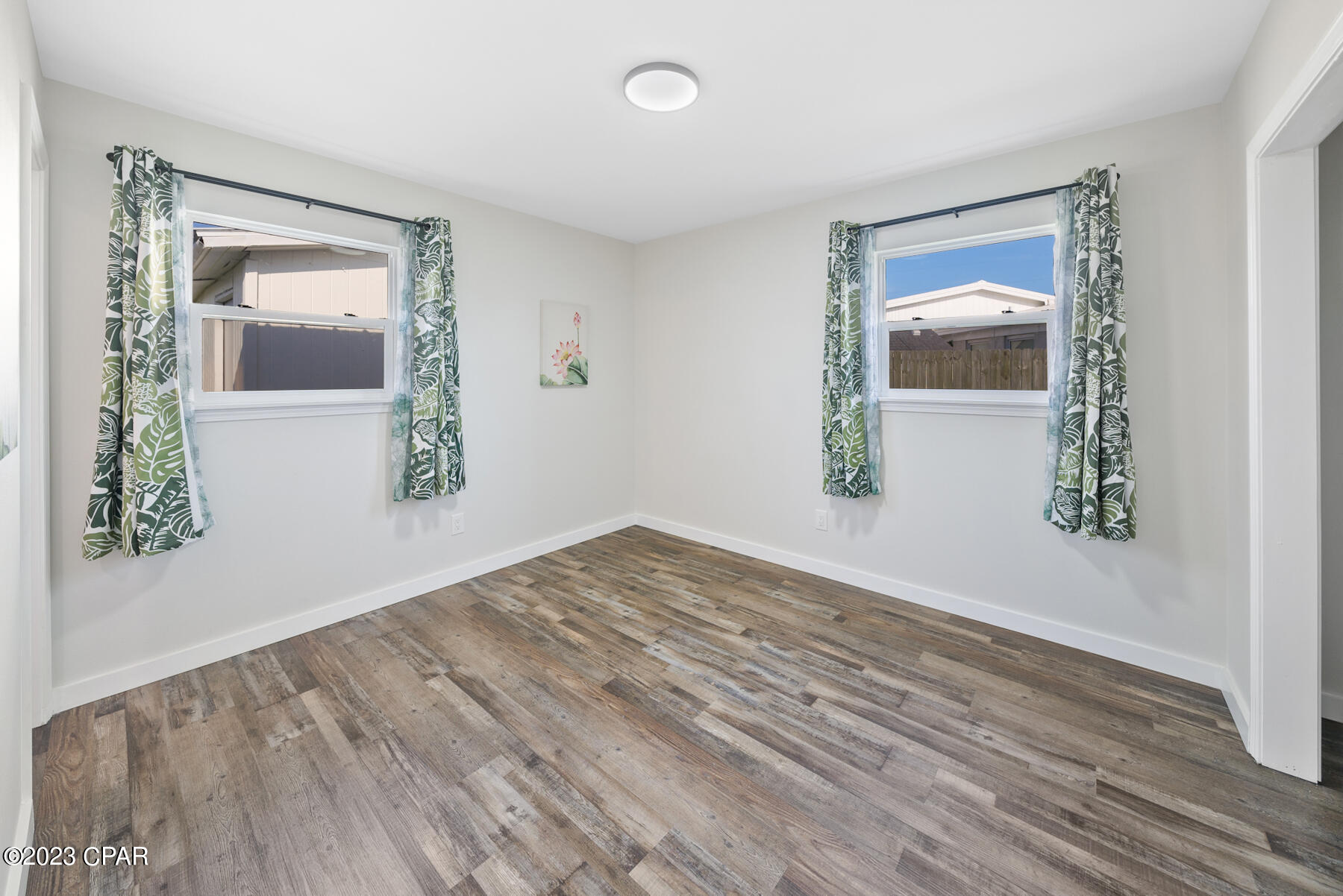 Hentz 1st Add Unit B - Residential