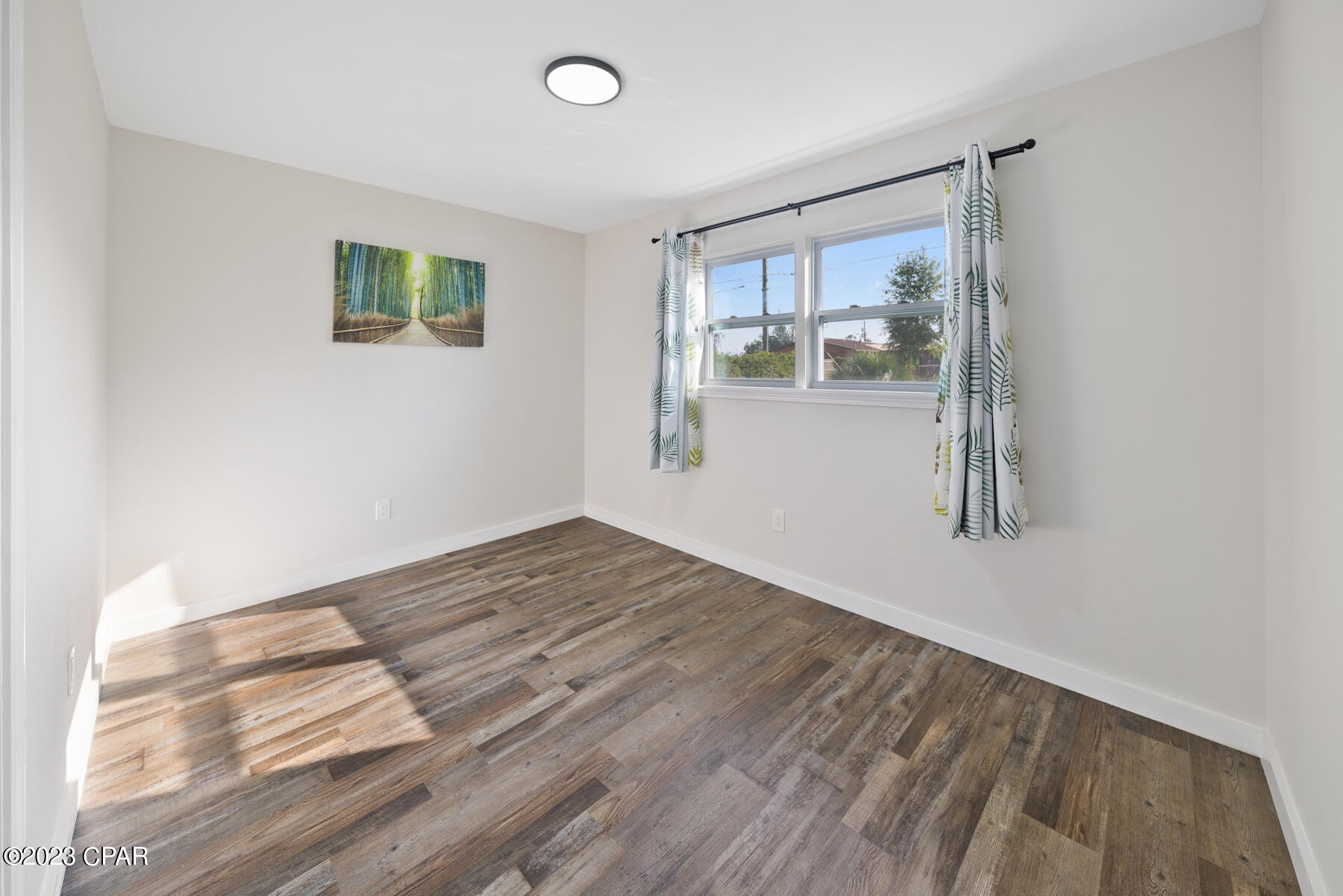 Hentz 1st Add Unit B - Residential