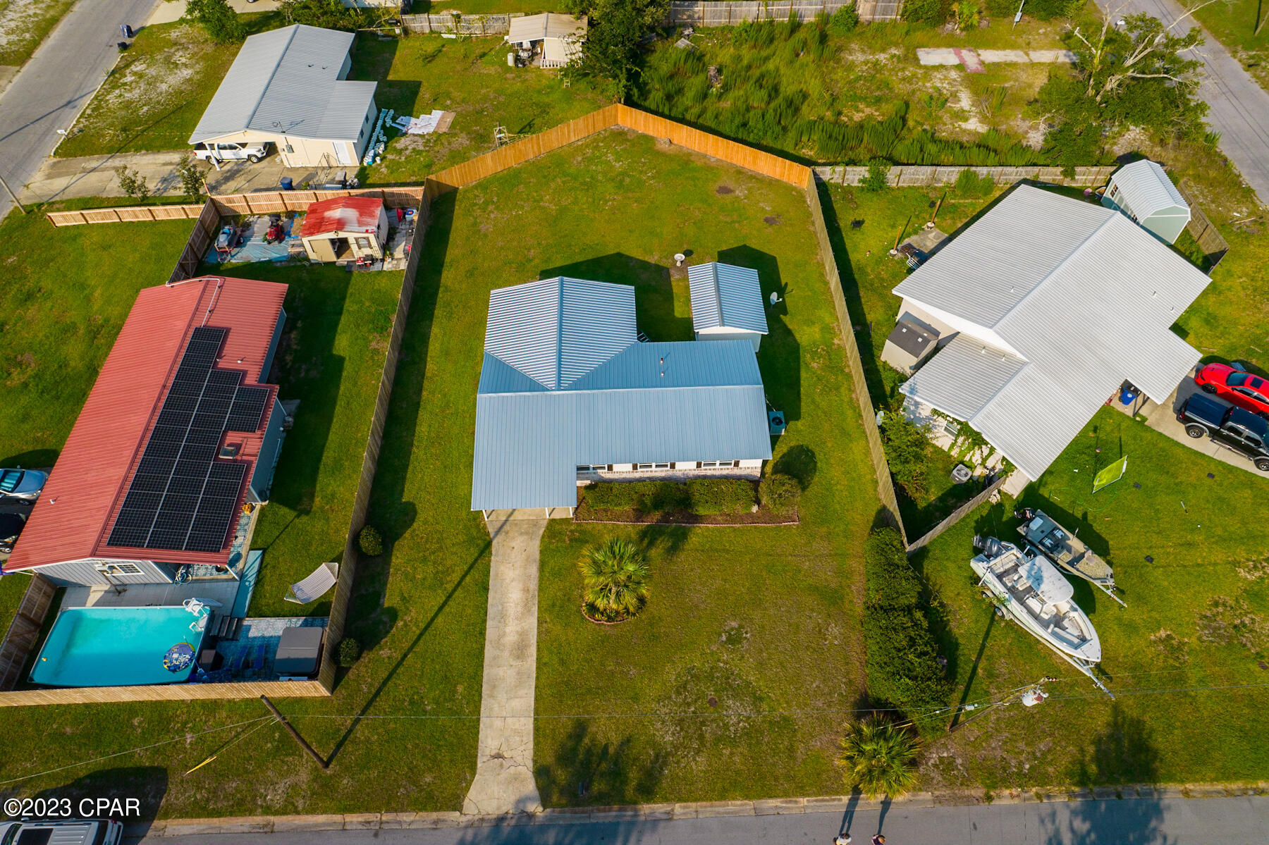 Hentz 1st Add Unit B - Residential