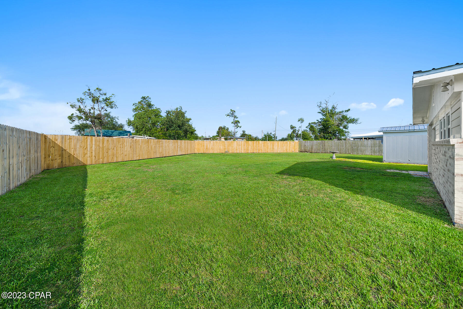 Hentz 1st Add Unit B - Residential