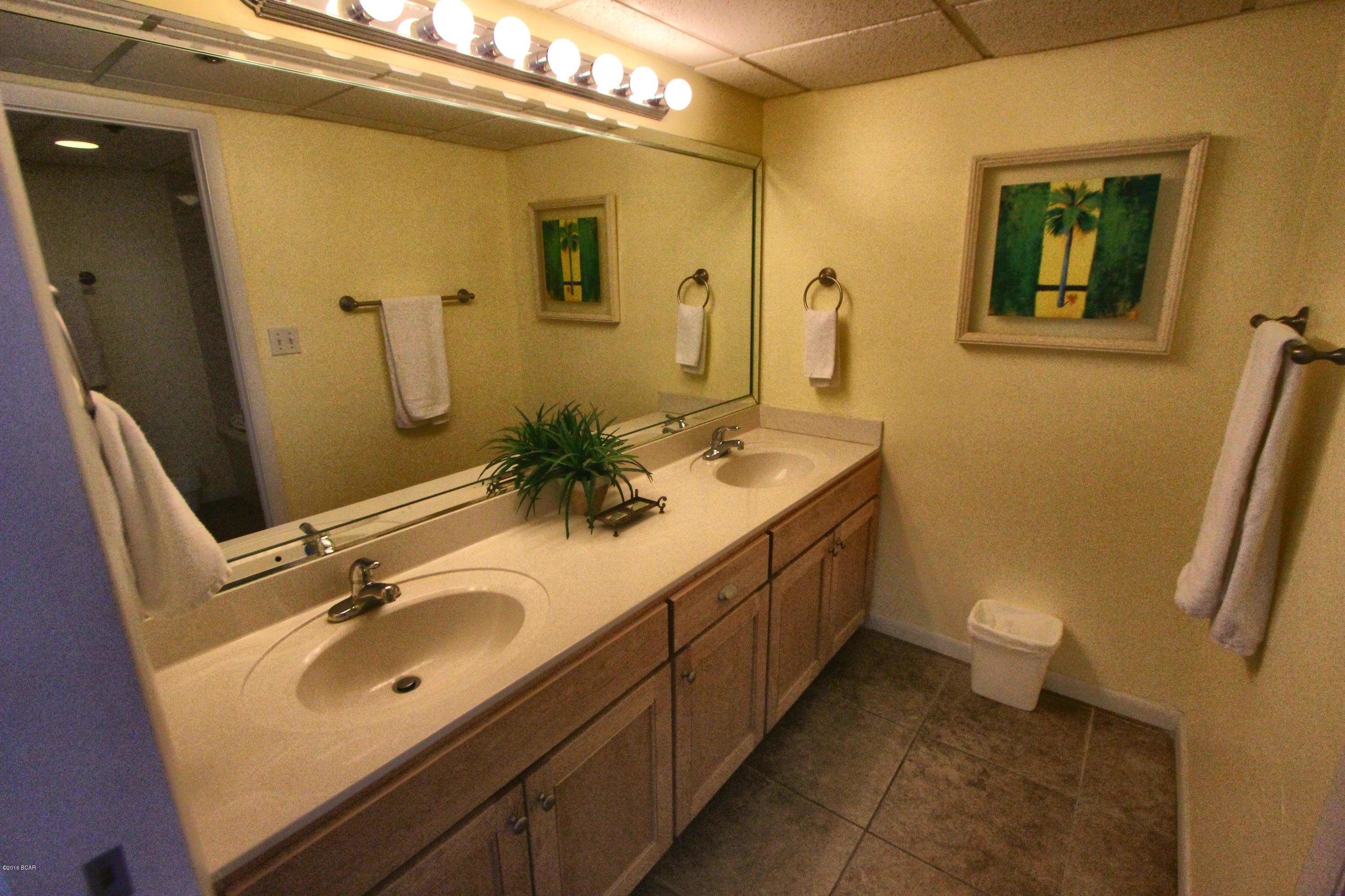 Long Beach Towers II - Residential