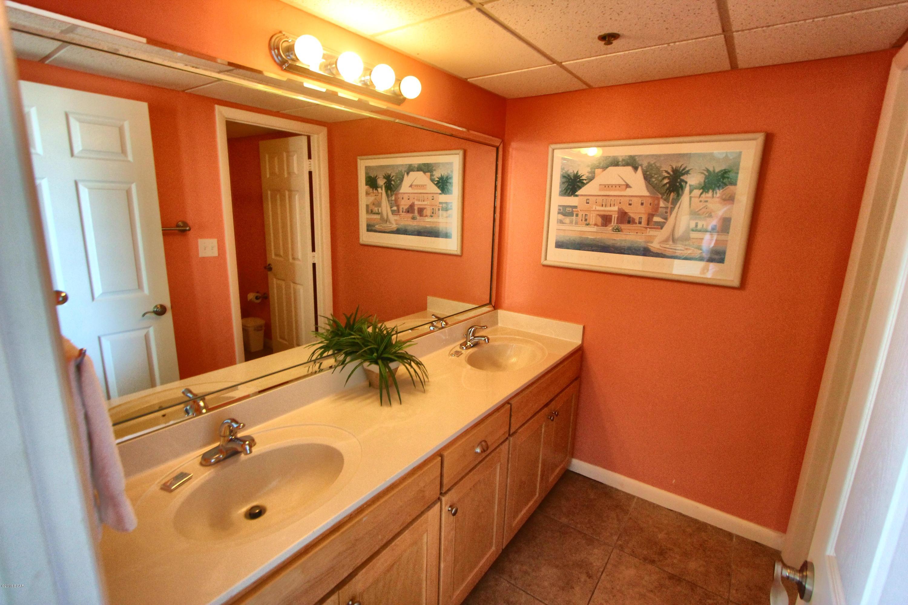 Long Beach Towers II - Residential