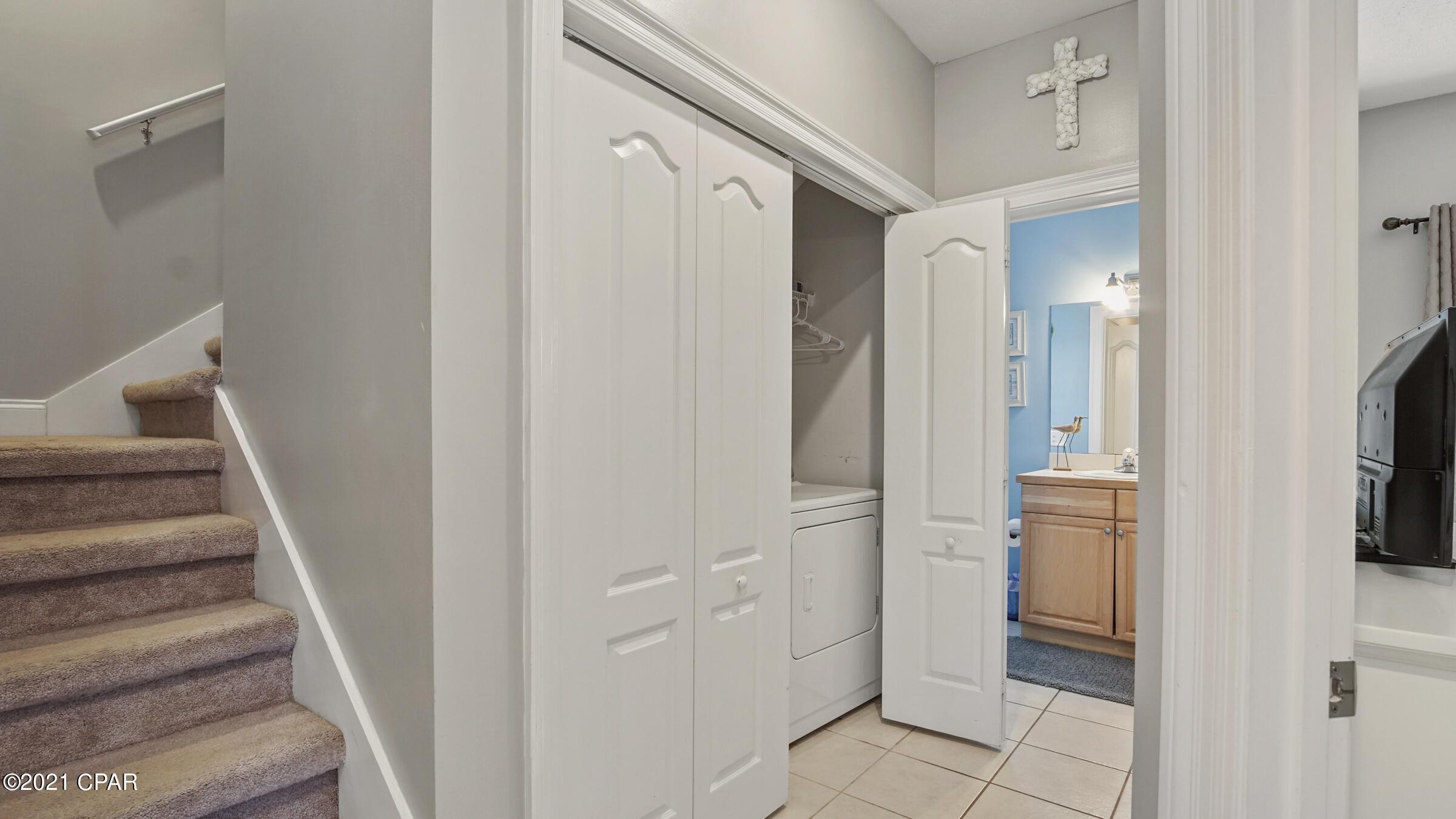 Laguna Beach Estates 2nd Add - Residential