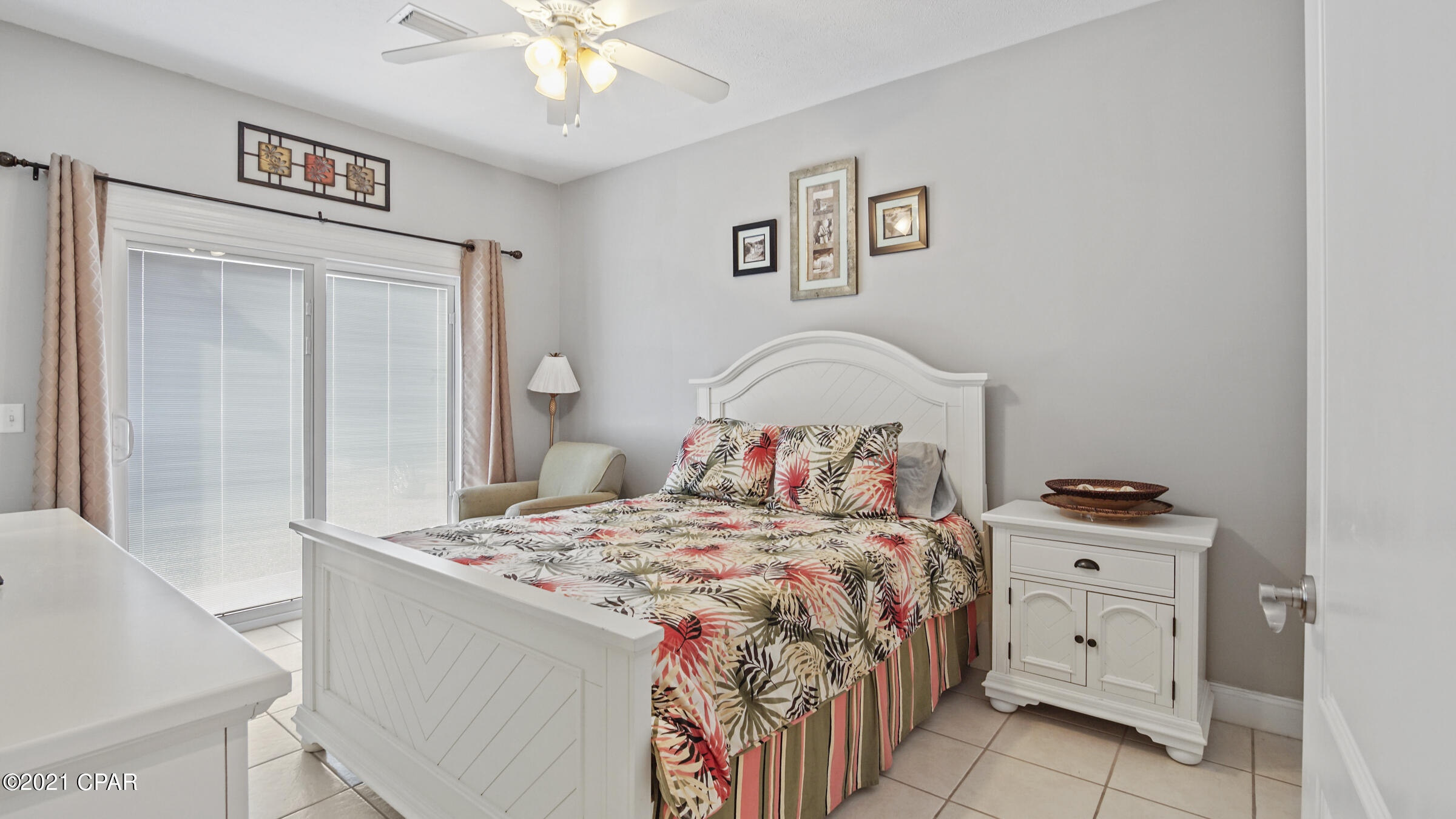 Laguna Beach Estates 2nd Add - Residential