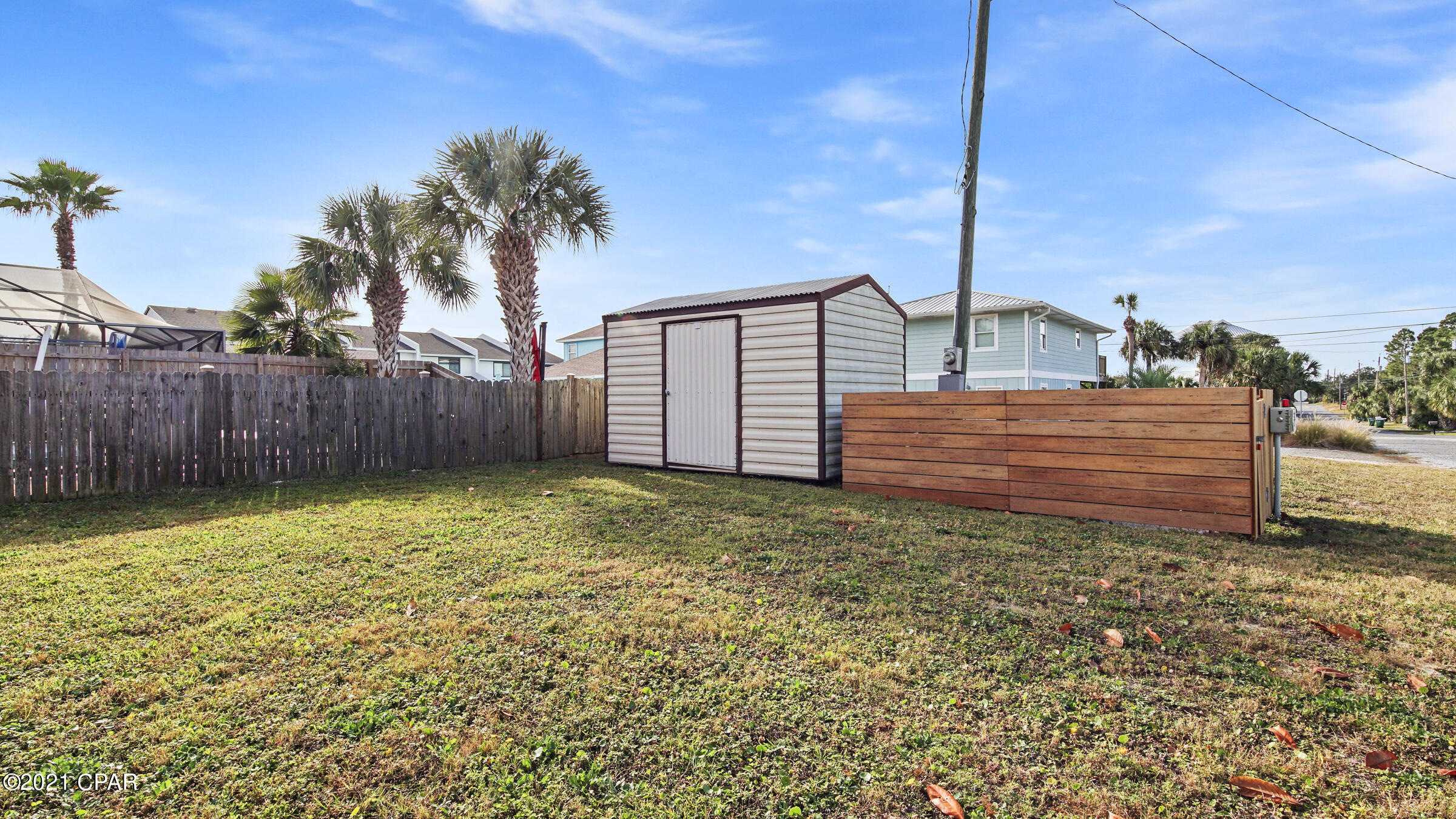 Laguna Beach Estates 2nd Add - Residential