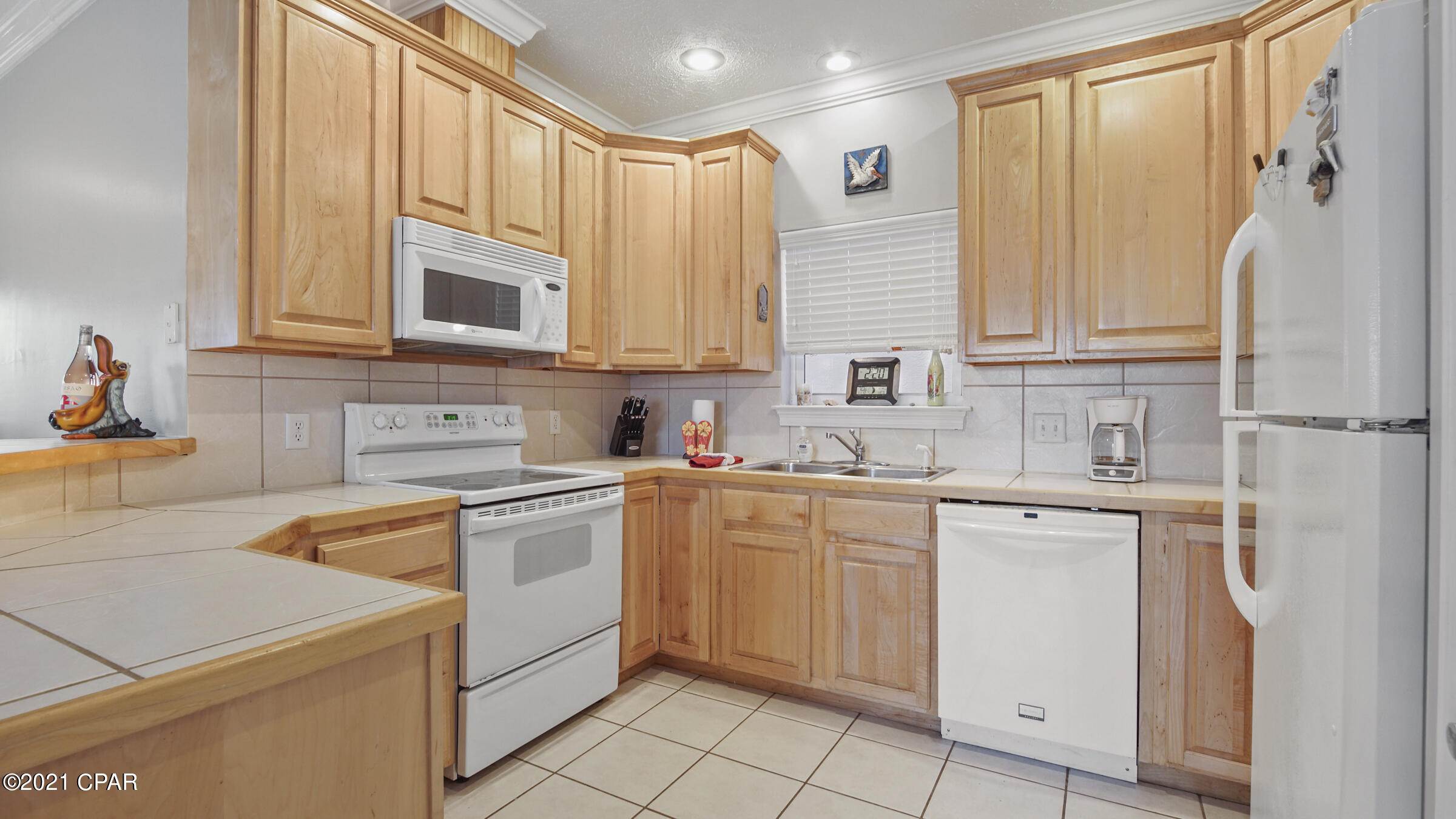 Laguna Beach Estates 2nd Add - Residential